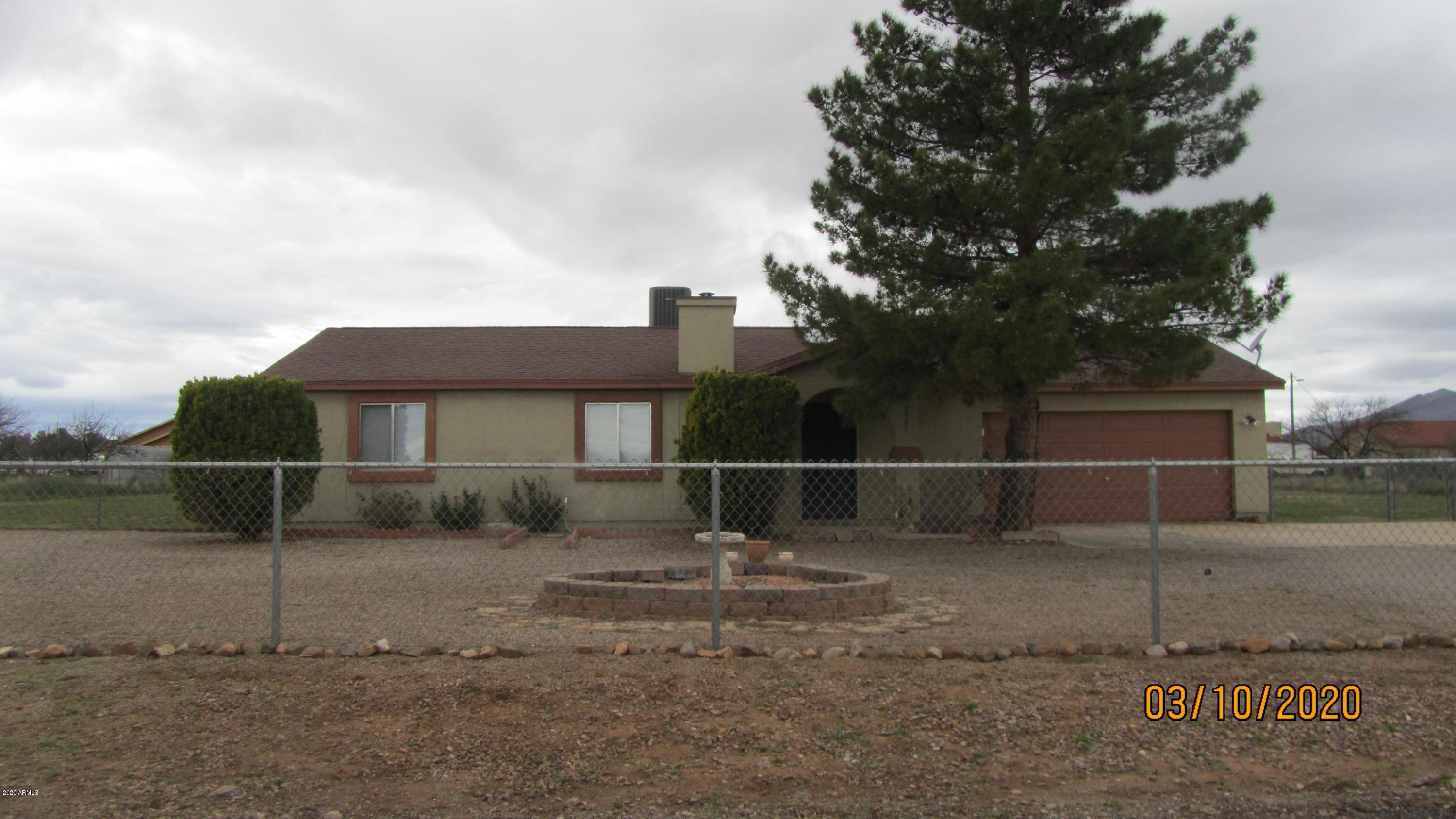 Wow! This cutie is is just waiting for that family who maybe be looking for their first/starter home, that family/individual looking to downsize or that investor who maybe seeking a ready-to-move-in rental property.  This home offers a nice clean interior, with 3 bedrooms, 2 bathrooms and sits on 1 acre. It has mountain views, with lots of back yard space for possible garden or other uses.  The Seller is offering a home warranty.