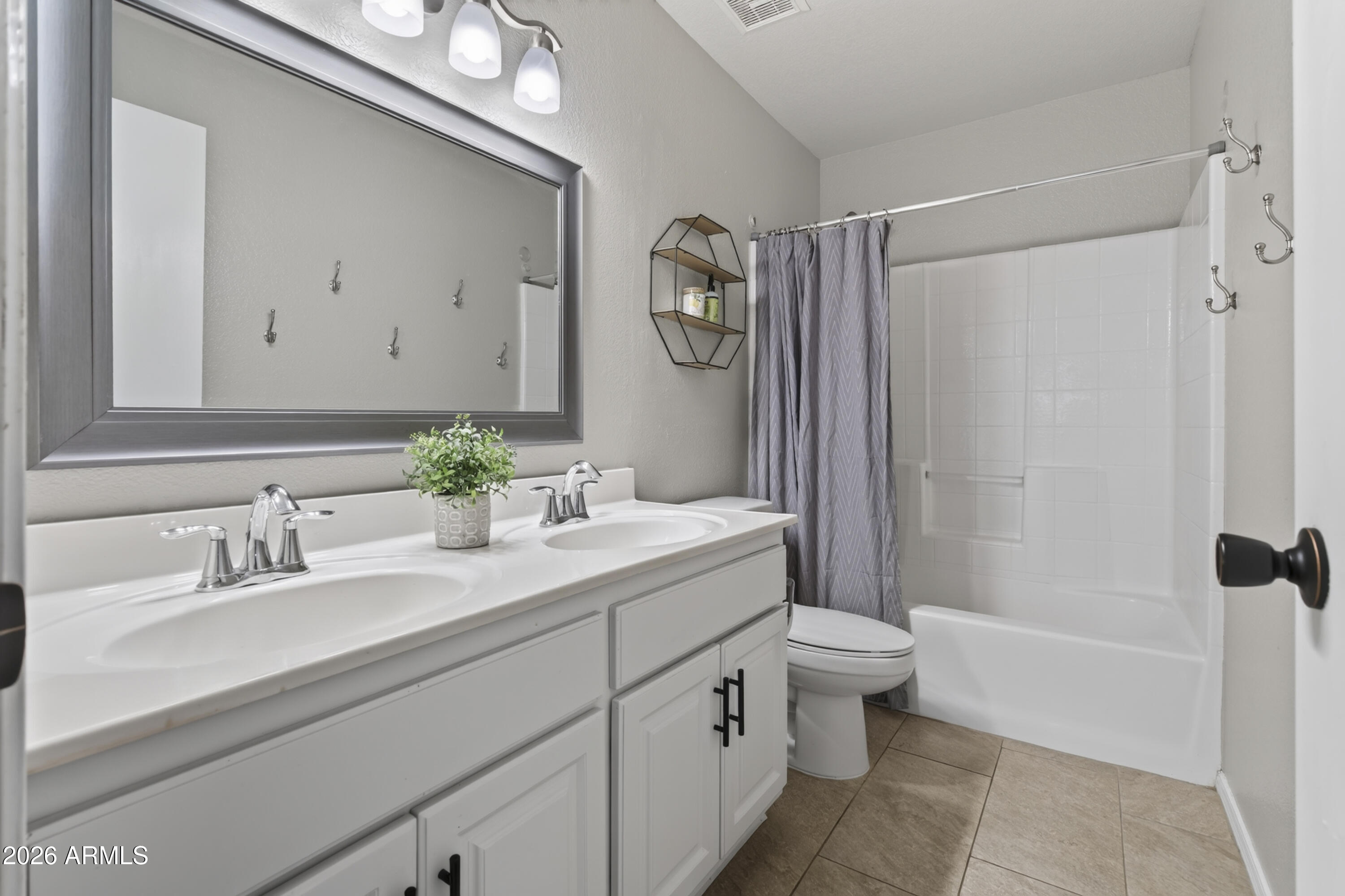 UPLAND HILLS - Residential