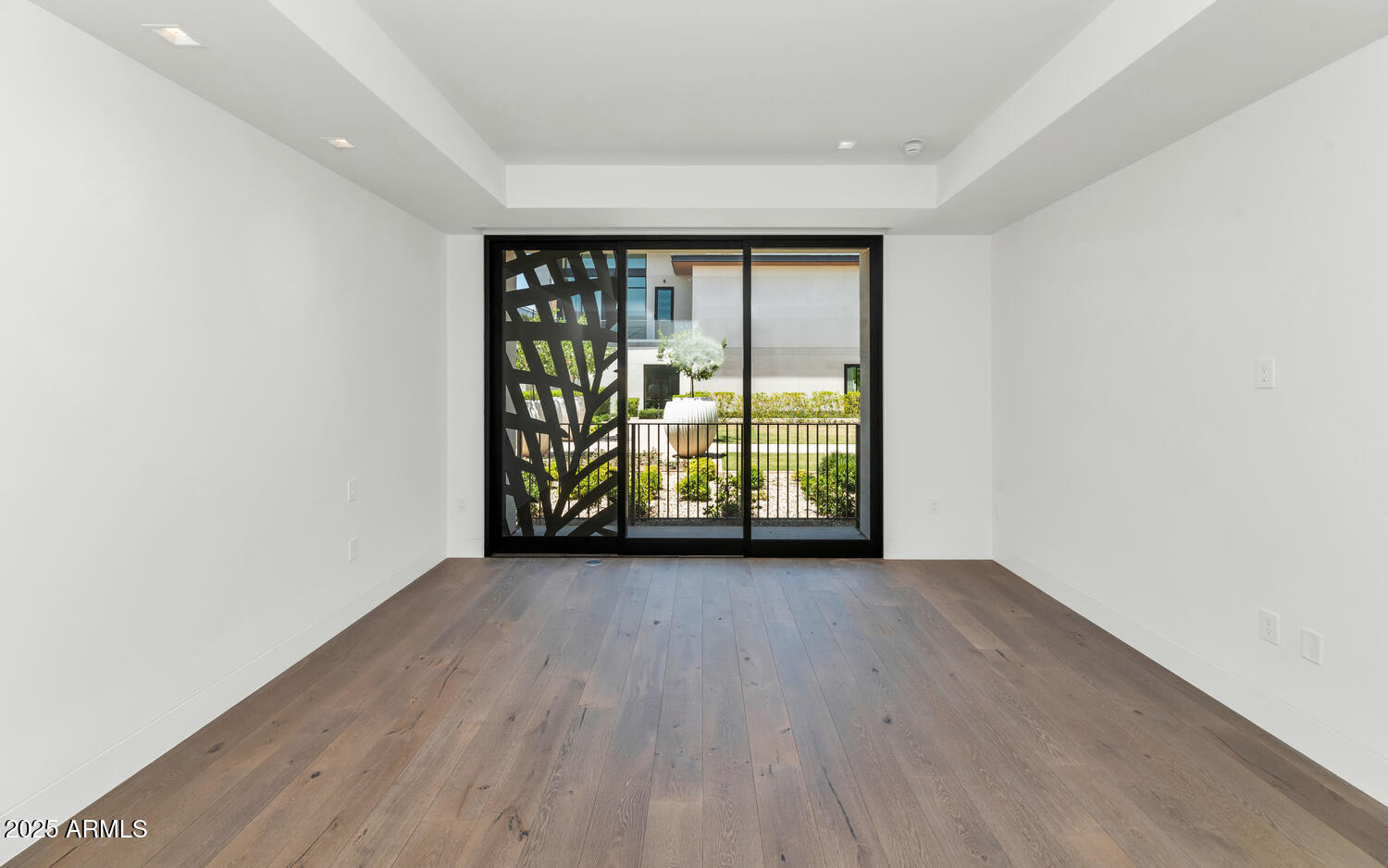 7000 EAST LINCOLN VILLAS CONDOMINIUM 1 - Residential