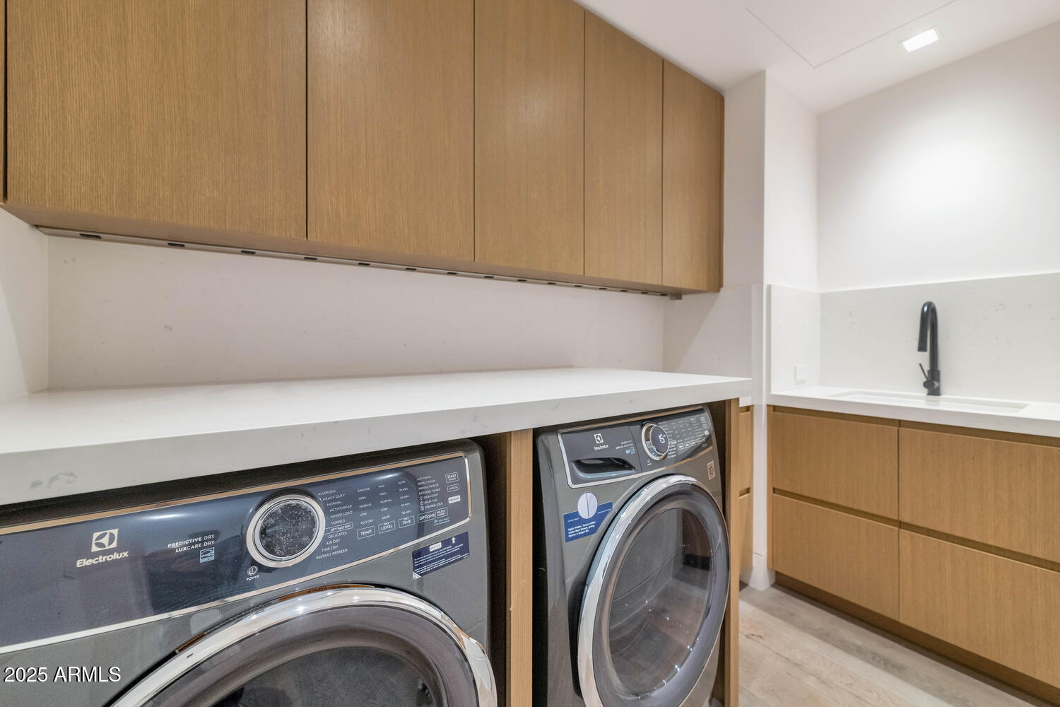 7000 EAST LINCOLN VILLAS CONDOMINIUM 1 - Residential