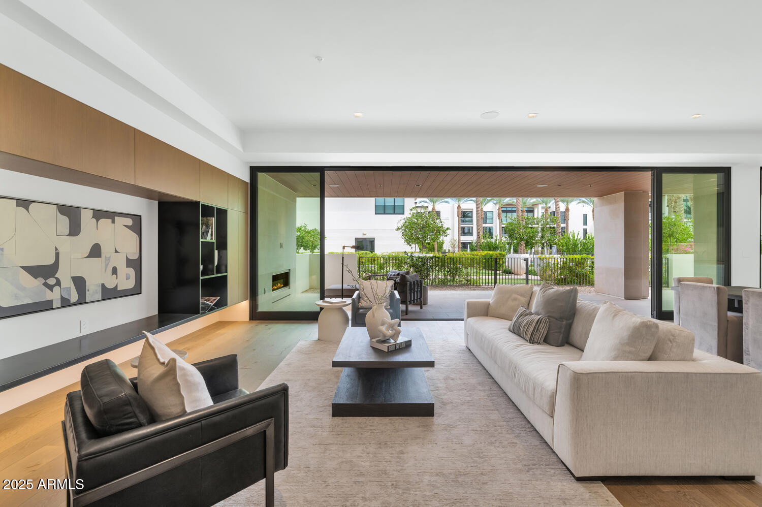 7000 EAST LINCOLN VILLAS CONDOMINIUM 1 - Residential
