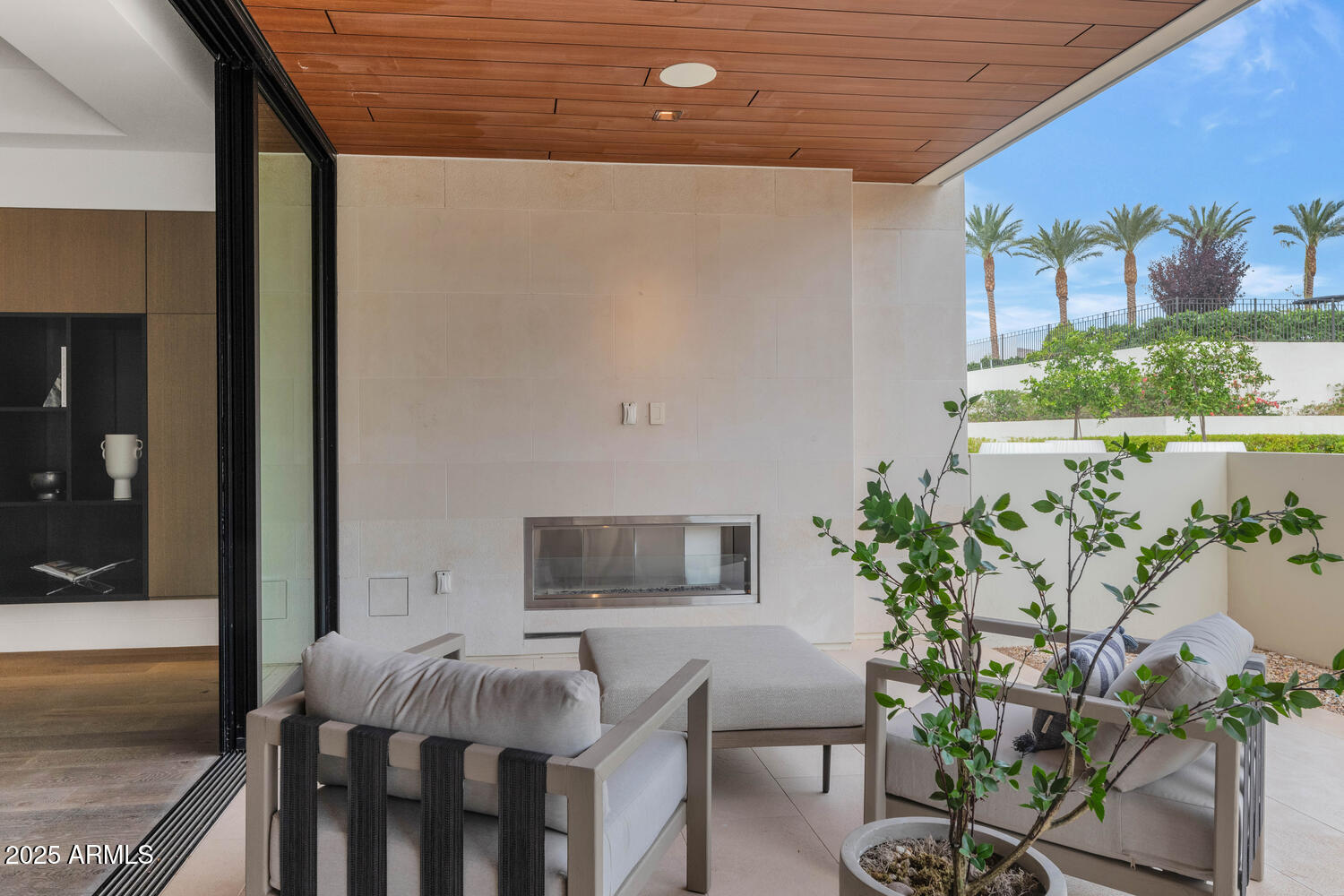 7000 EAST LINCOLN VILLAS CONDOMINIUM 1 - Residential