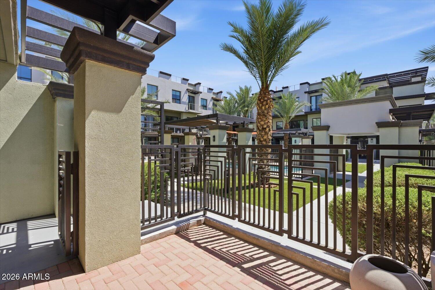 SENECA LUXURY CONDOMINIUMS - Residential