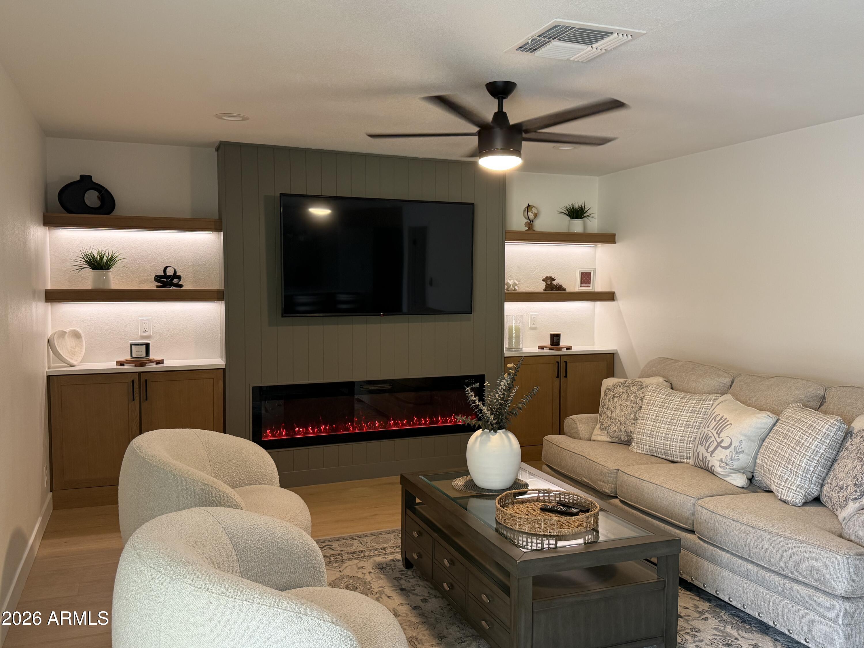 SCOTTSDALE VISTA NO. 2 - Residential