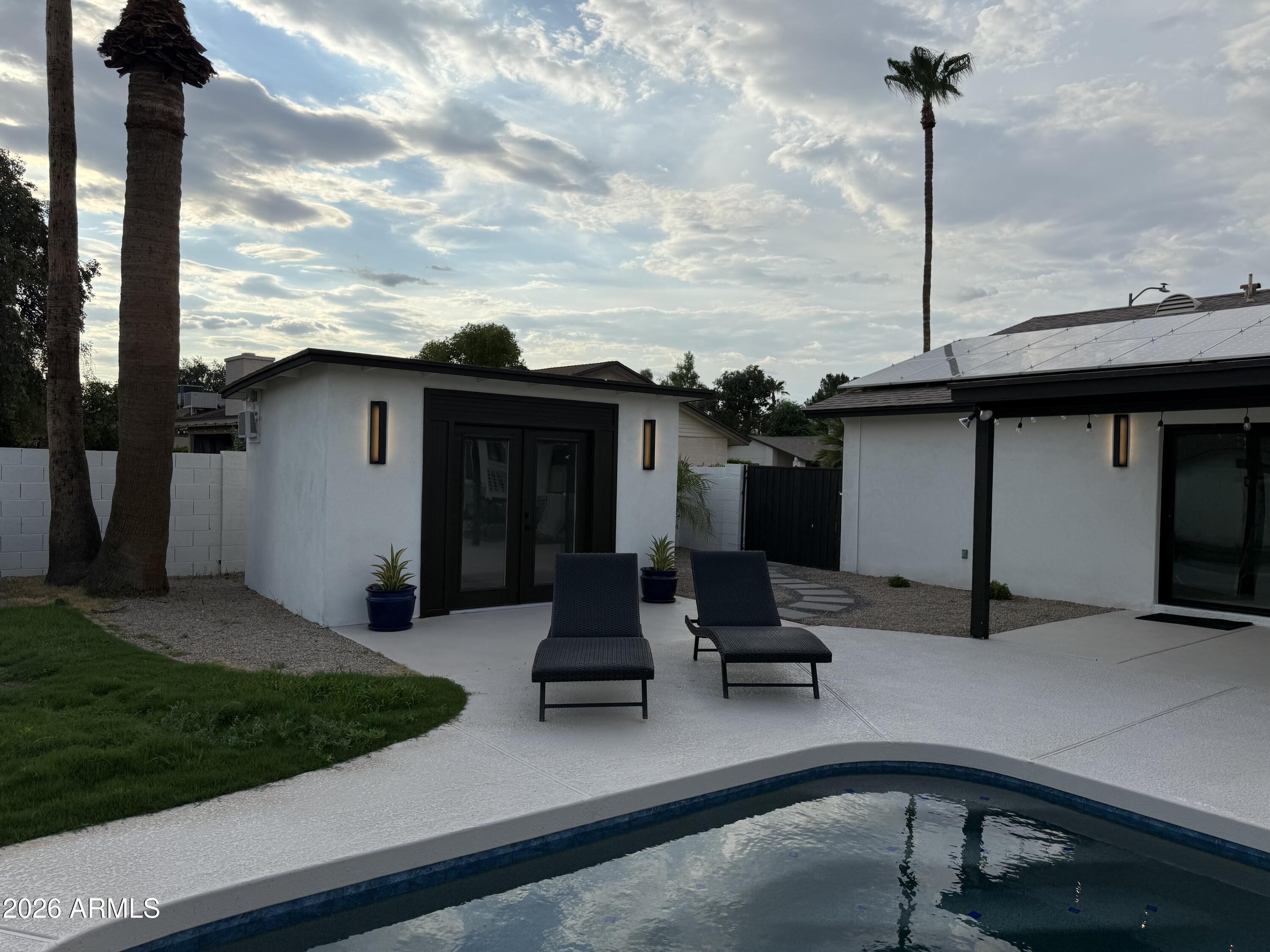 SCOTTSDALE VISTA NO. 2 - Residential