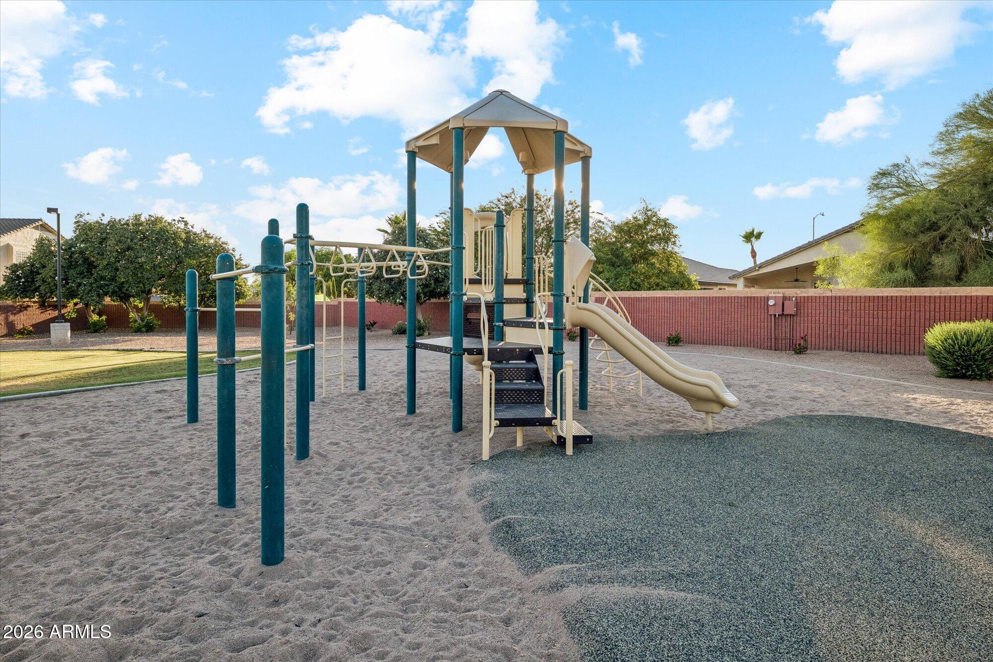 CRISMON CREEK UNIT 2 - Residential