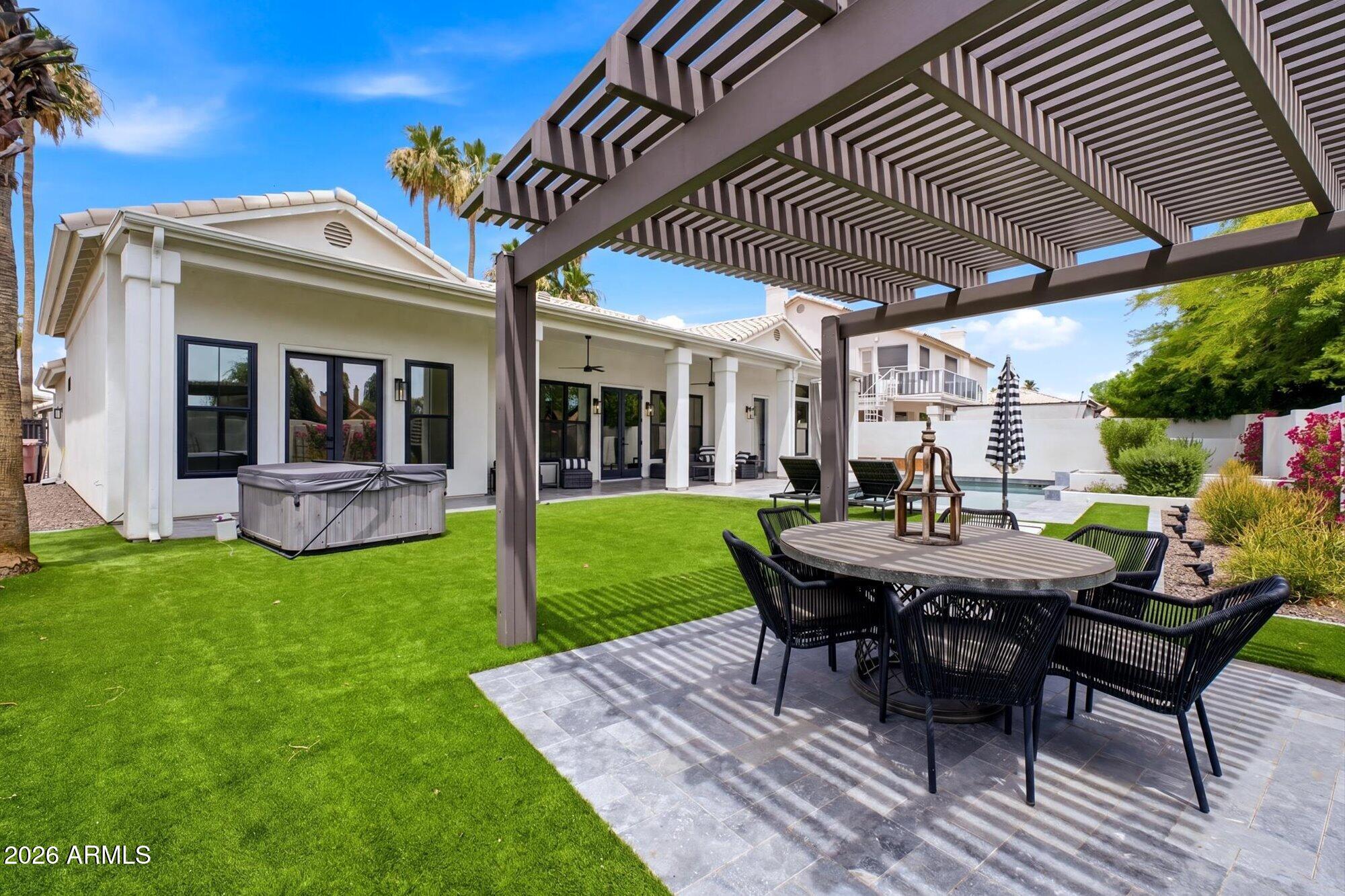 VISTA PARC - Residential