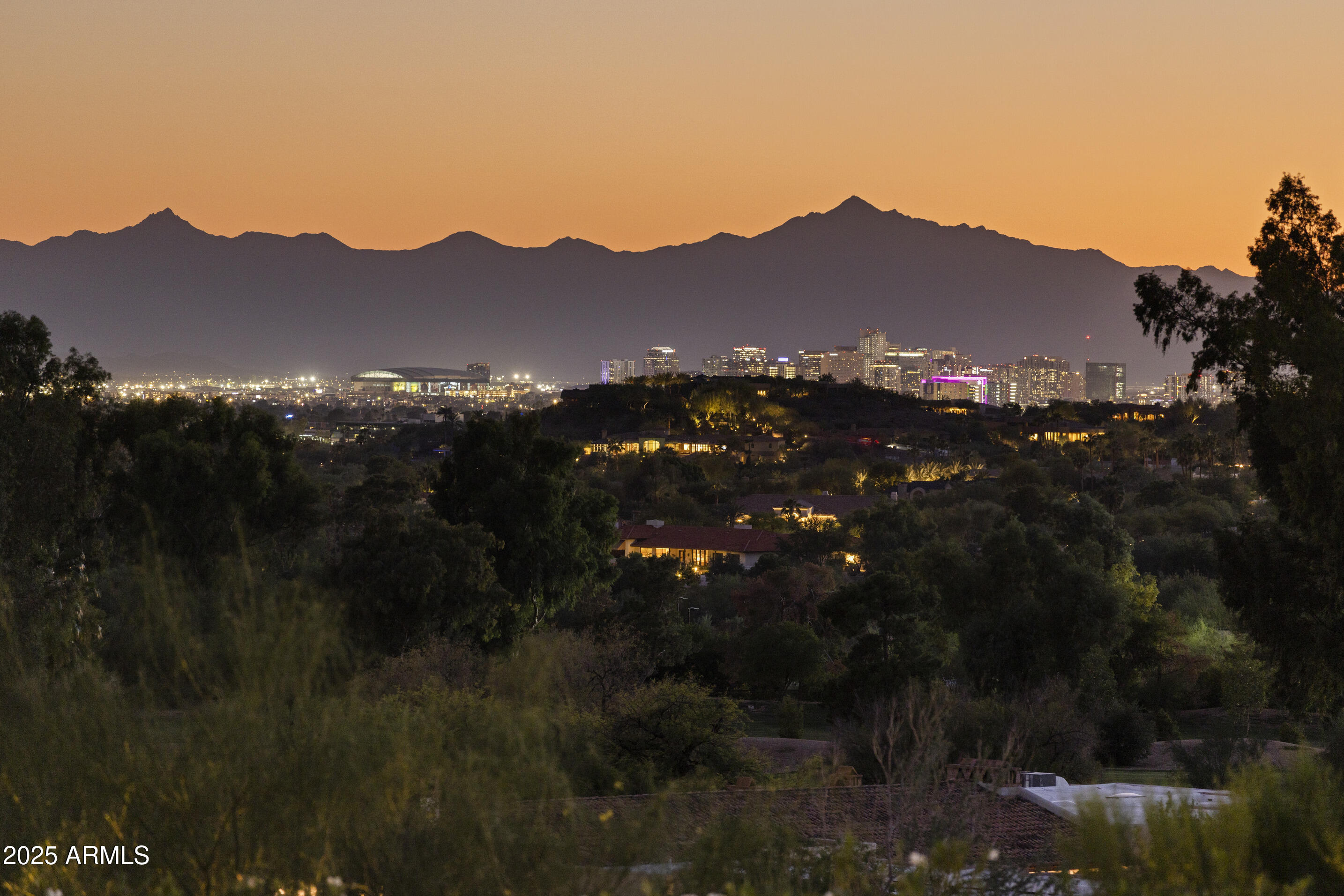 PARADISE VALLEY ESTATES - Residential