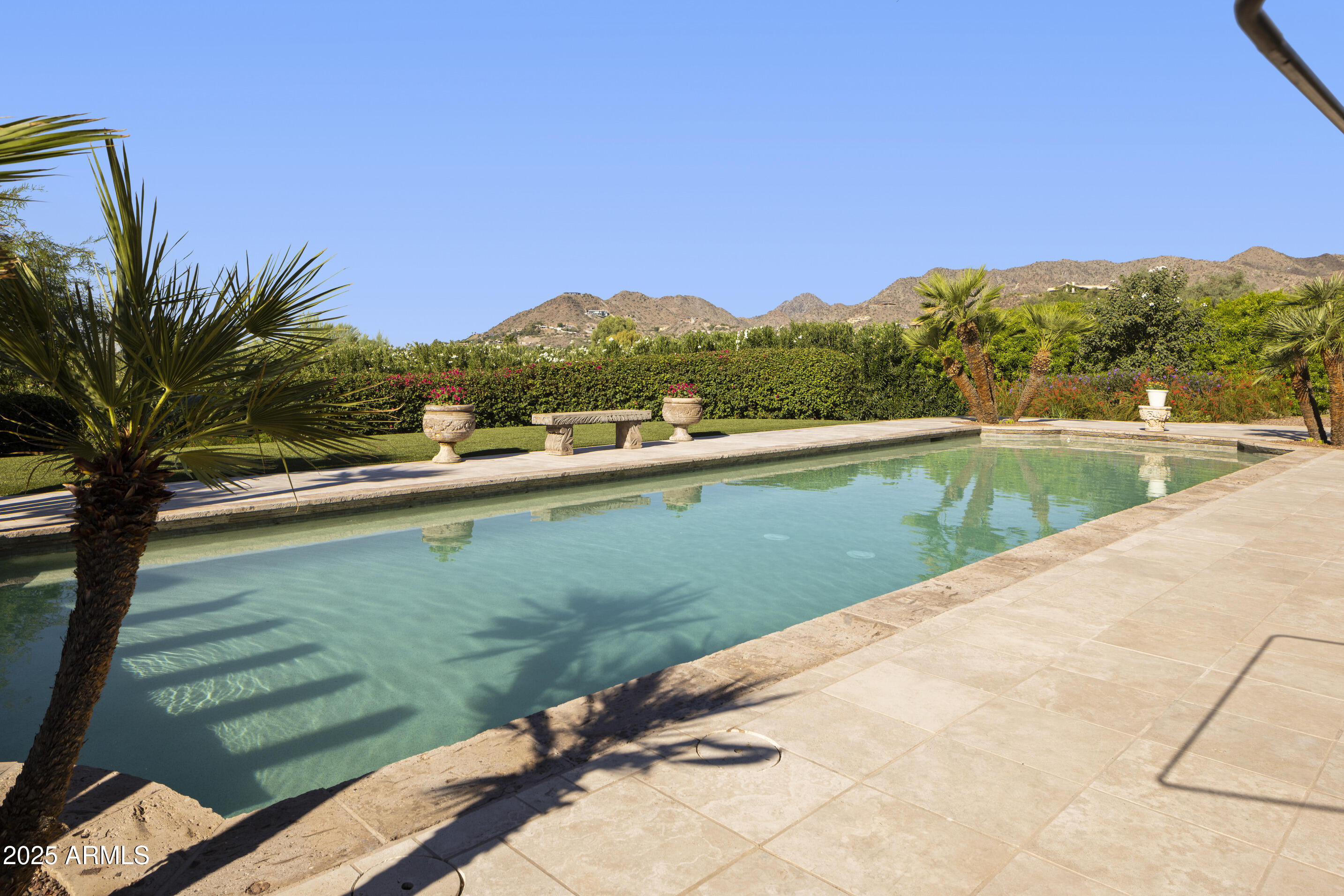 PARADISE VALLEY ESTATES - Residential