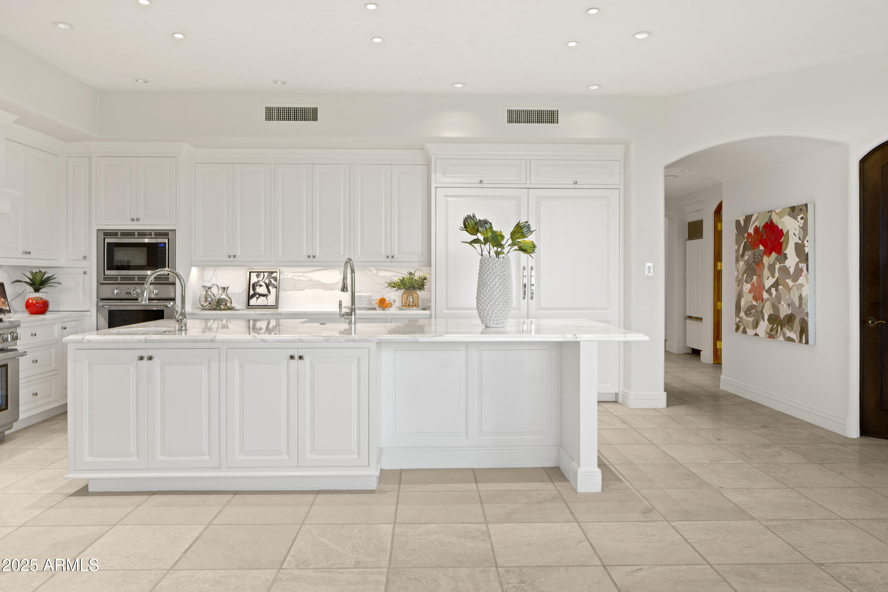 PARADISE VALLEY ESTATES - Residential