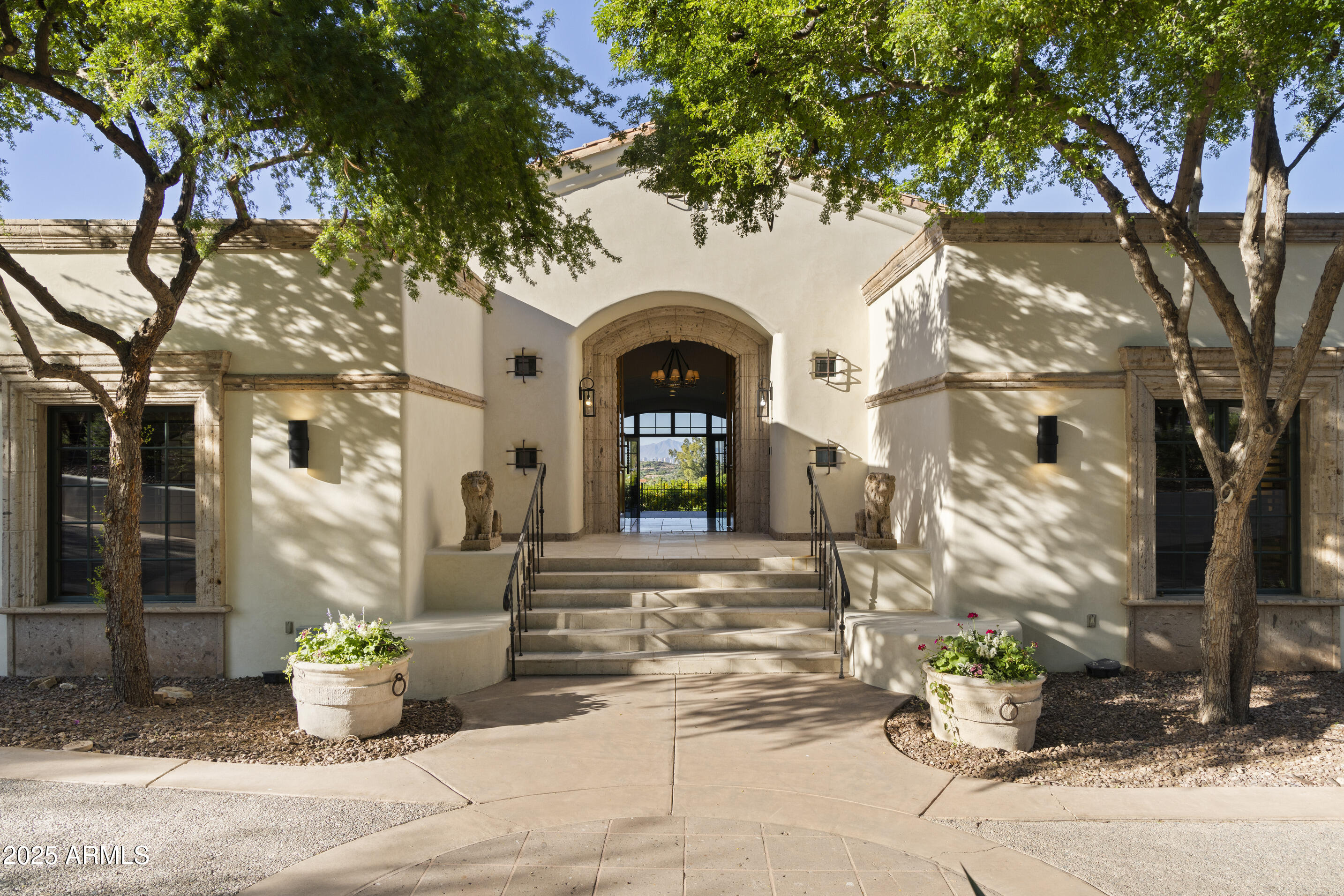 PARADISE VALLEY ESTATES - Residential