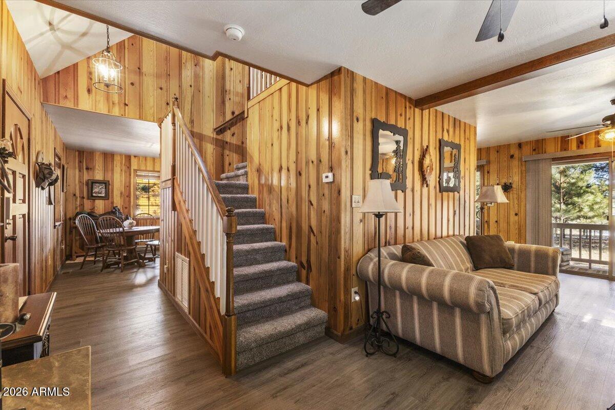 ALPINE VILLAGE EAST - Residential