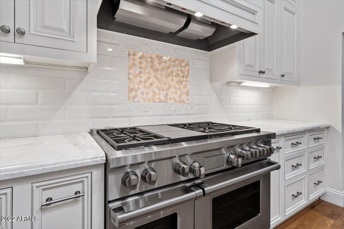 Elegancia Lot 1-8 - Residential