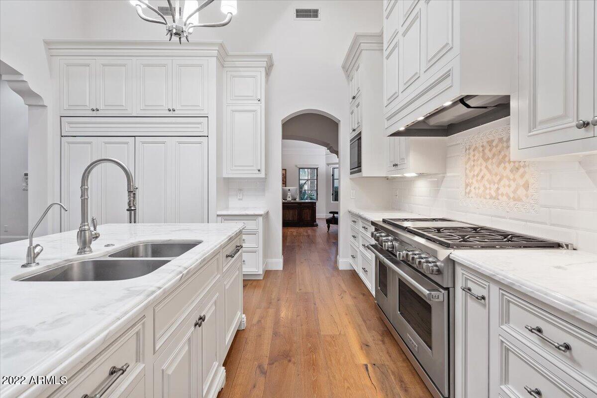 Elegancia Lot 1-8 - Residential