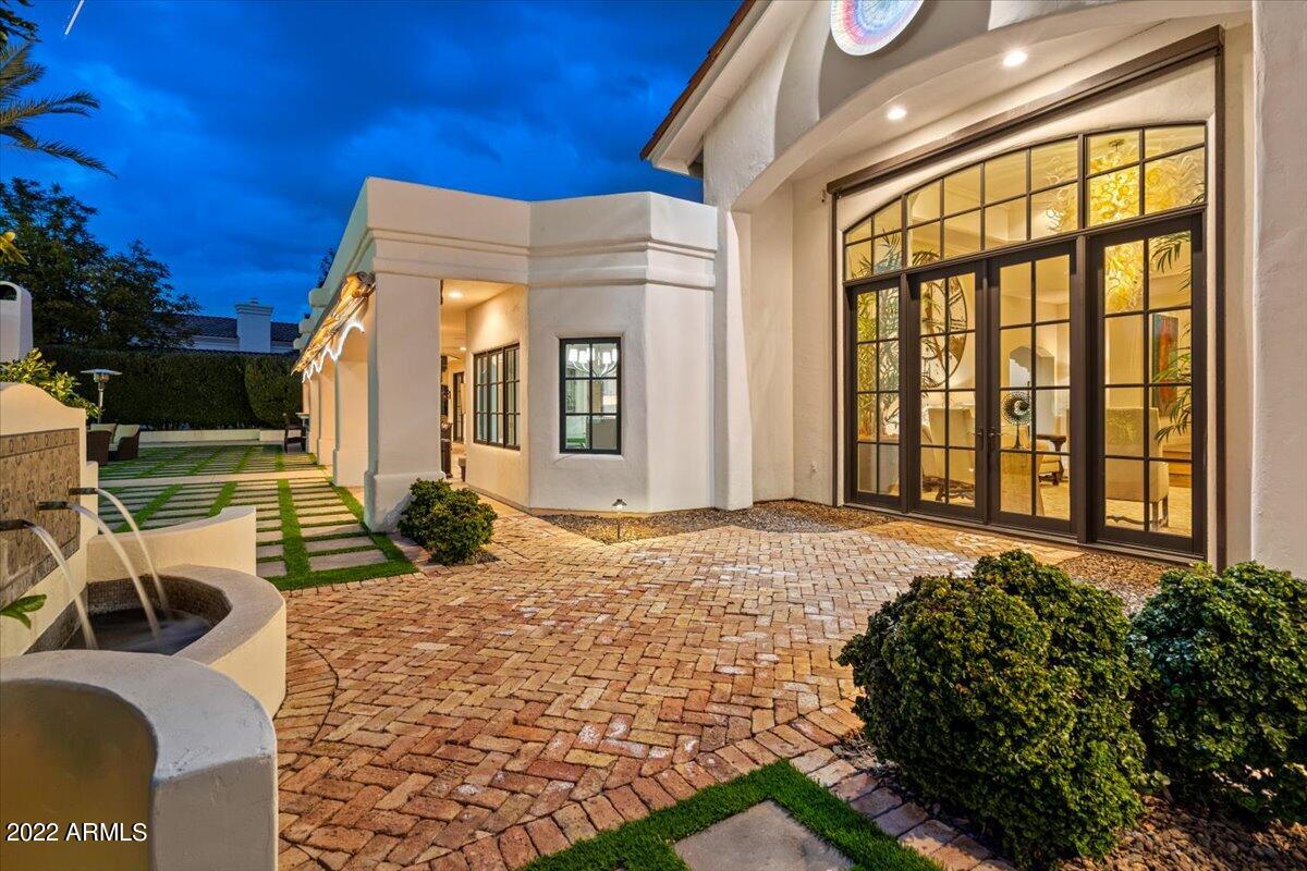 Elegancia Lot 1-8 - Residential