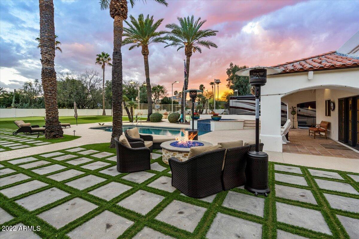 Elegancia Lot 1-8 - Residential