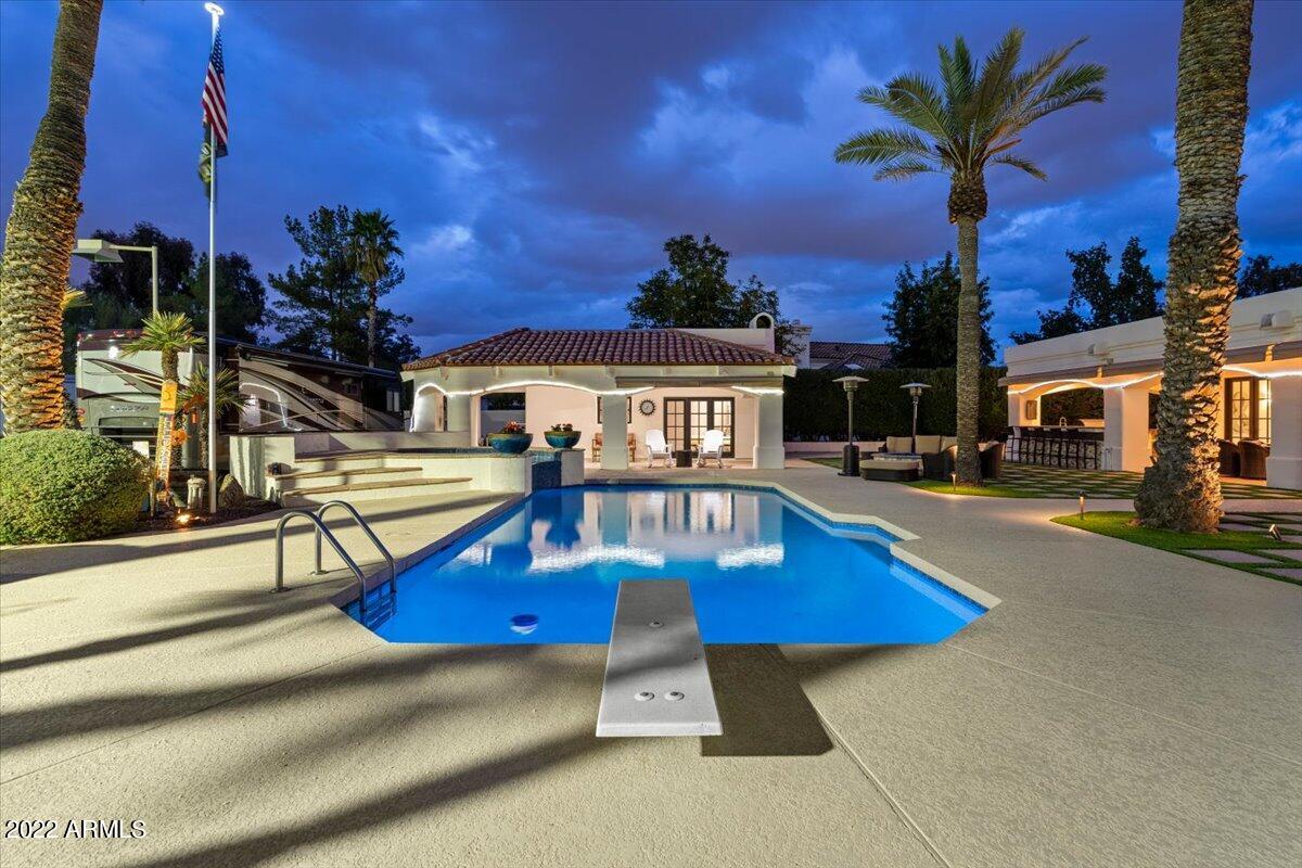 Elegancia Lot 1-8 - Residential