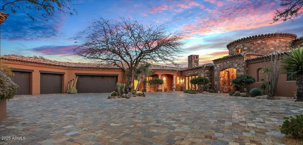 DESERT MOUNTAIN - Residential