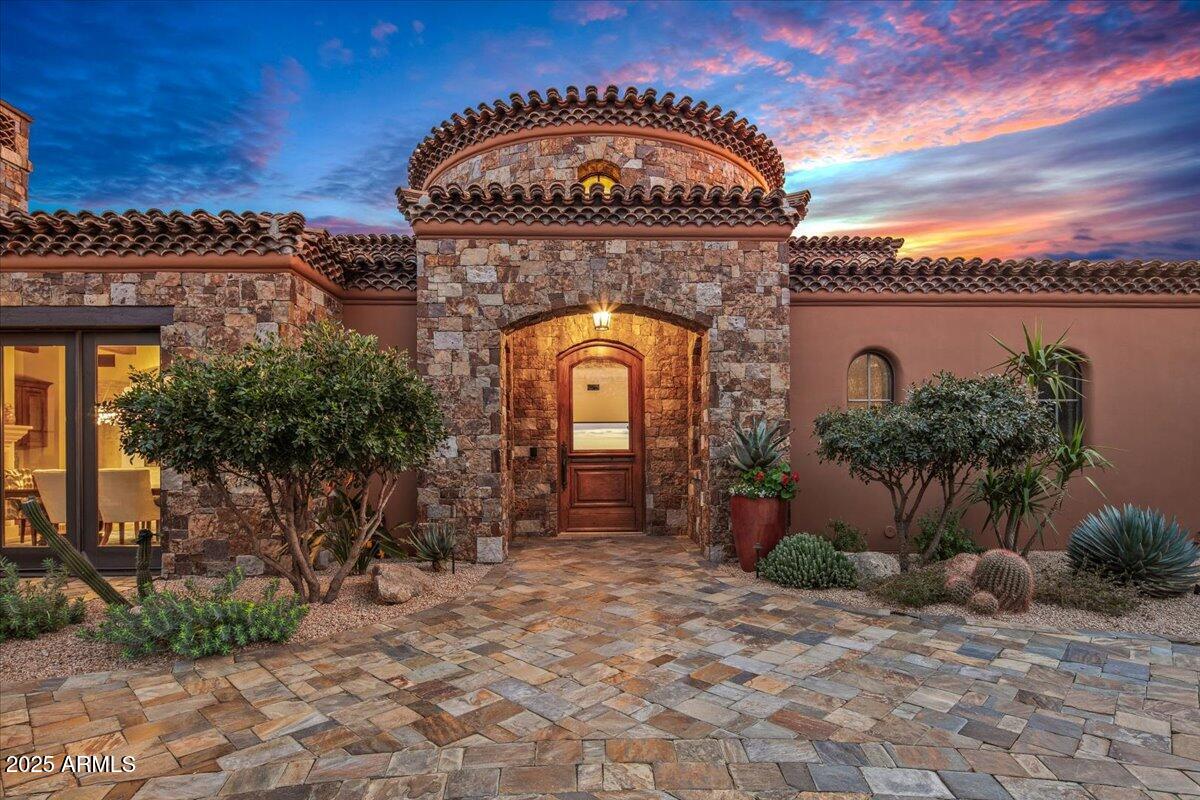 DESERT MOUNTAIN - Residential