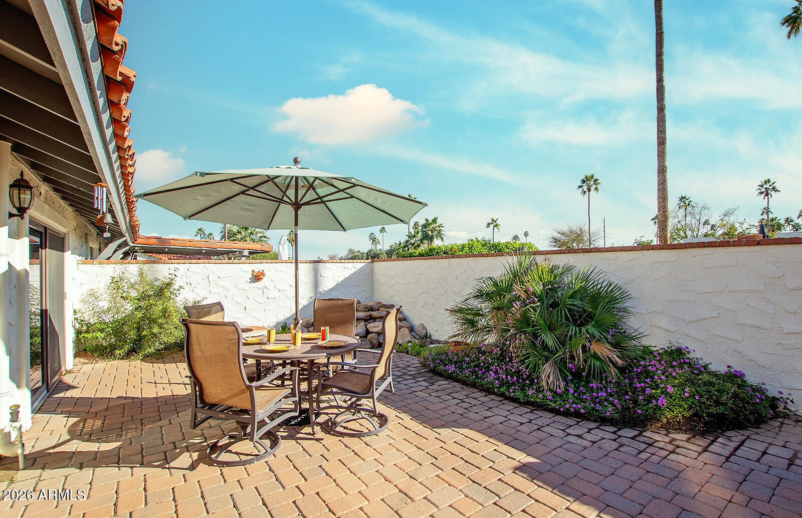 Villa Del Oro - Residential
