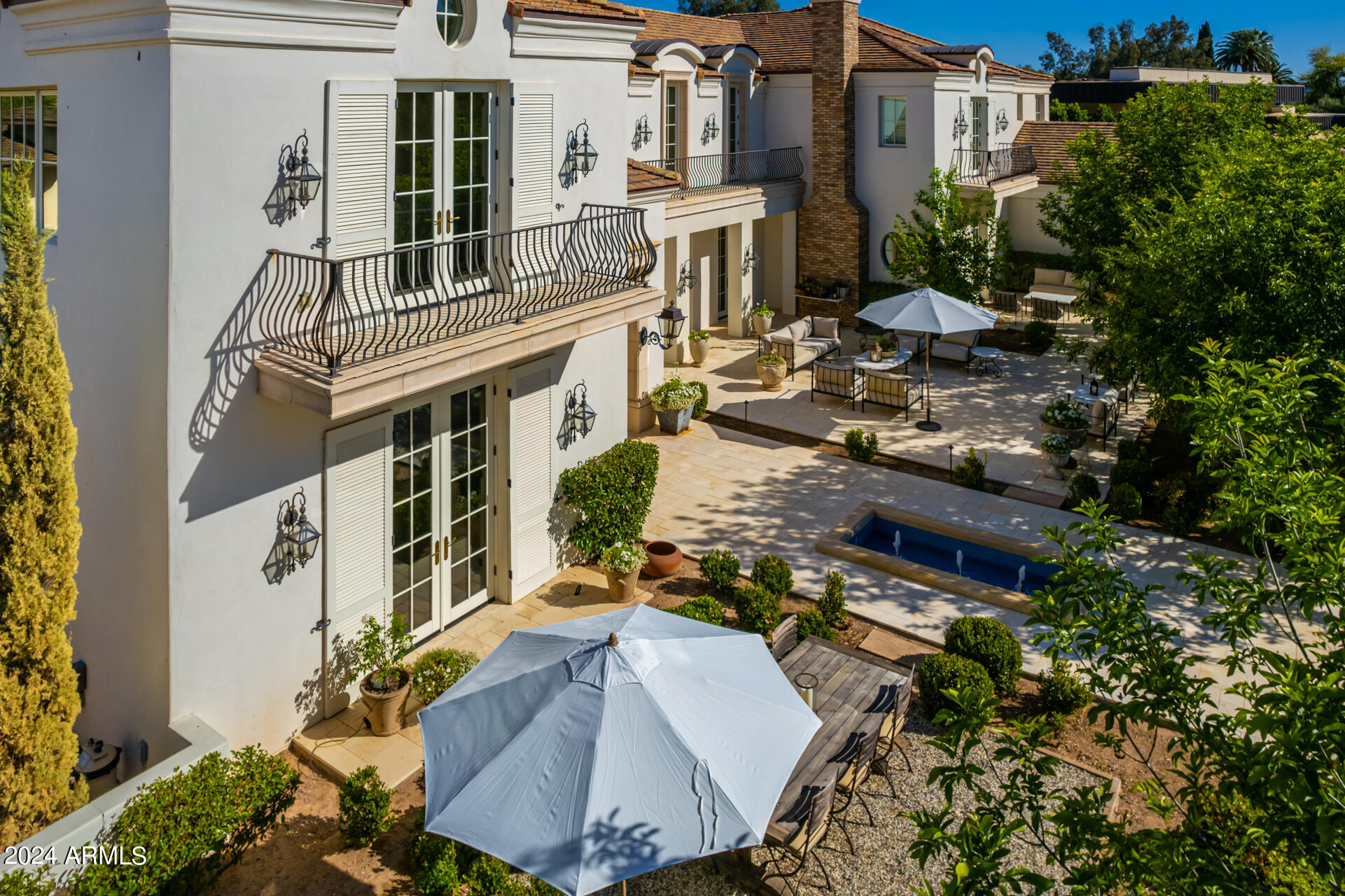 GREEN GATE - Residential