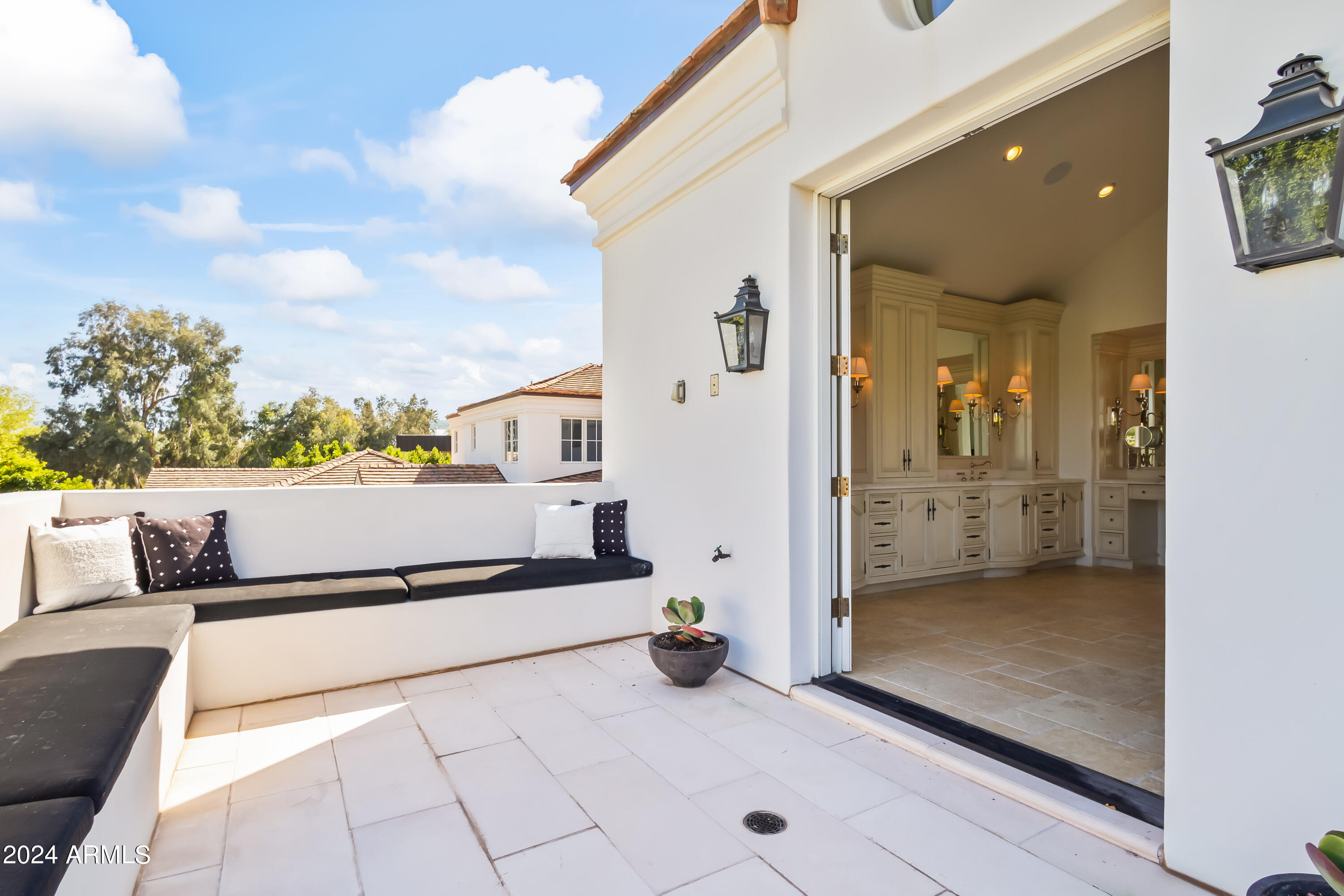 GREEN GATE - Residential