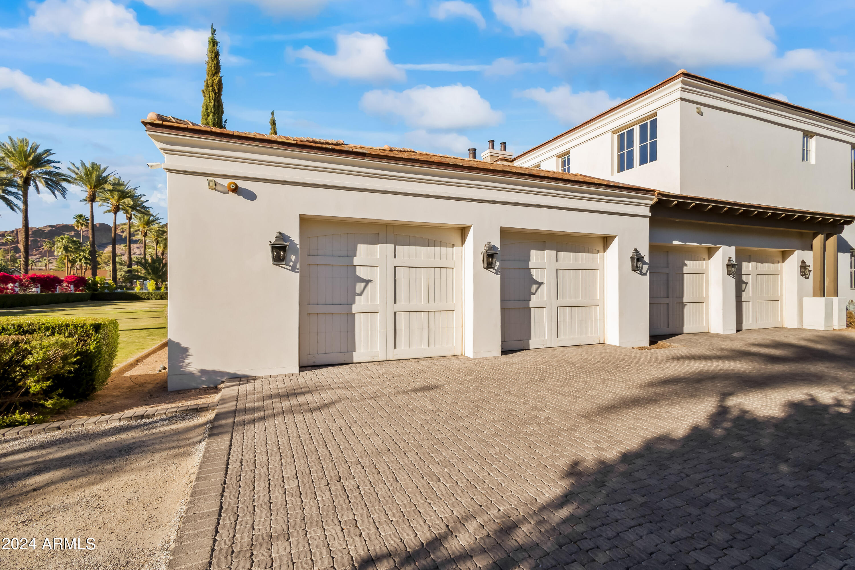 GREEN GATE - Residential