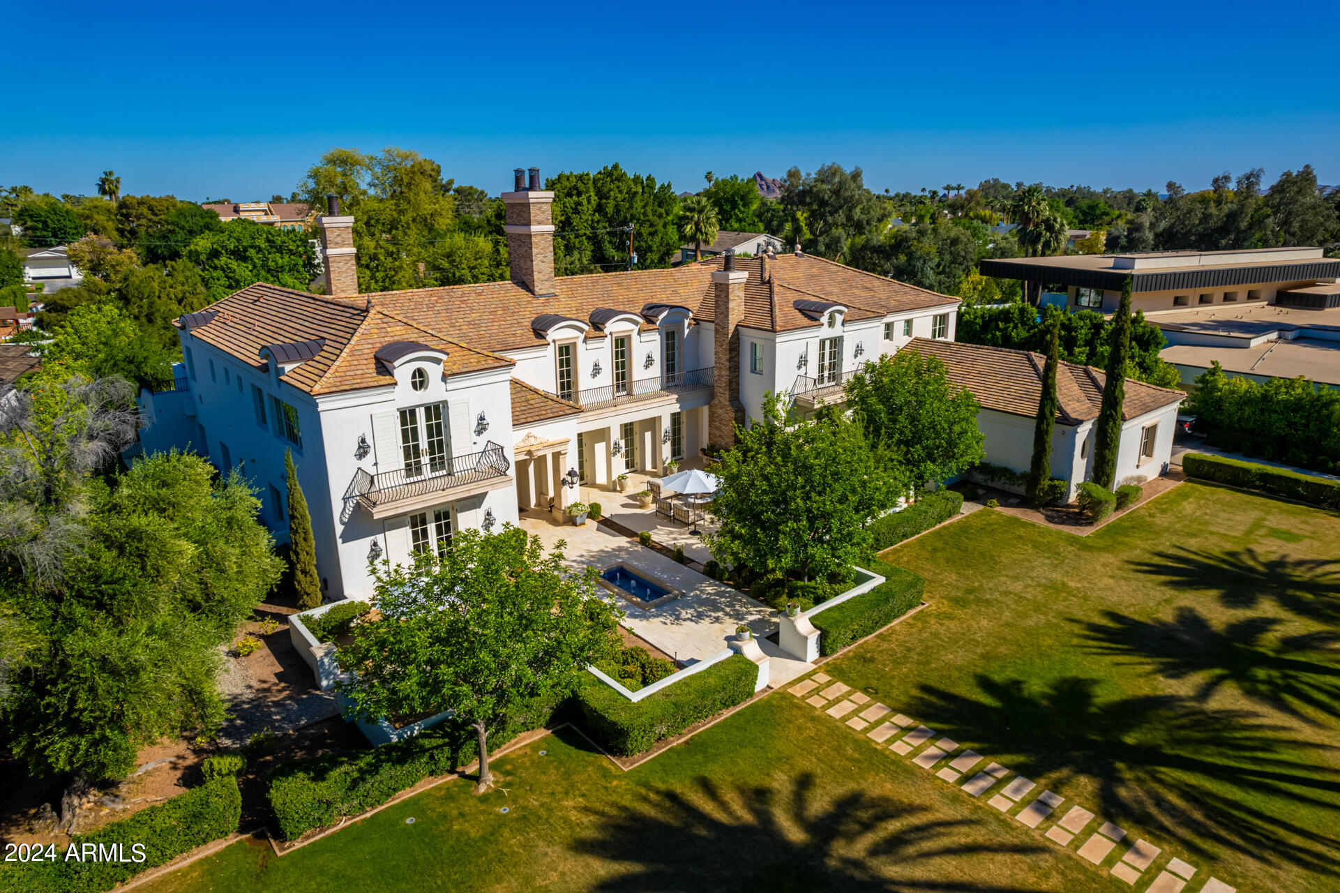 GREEN GATE - Residential