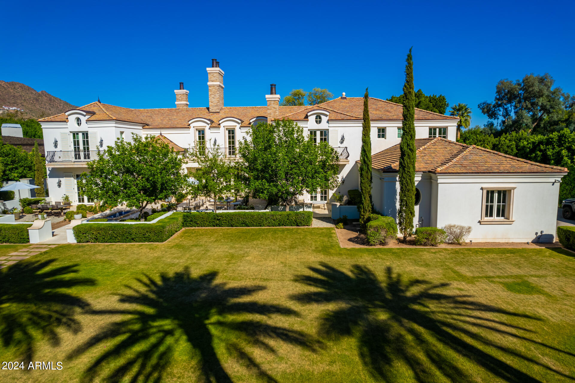 GREEN GATE - Residential