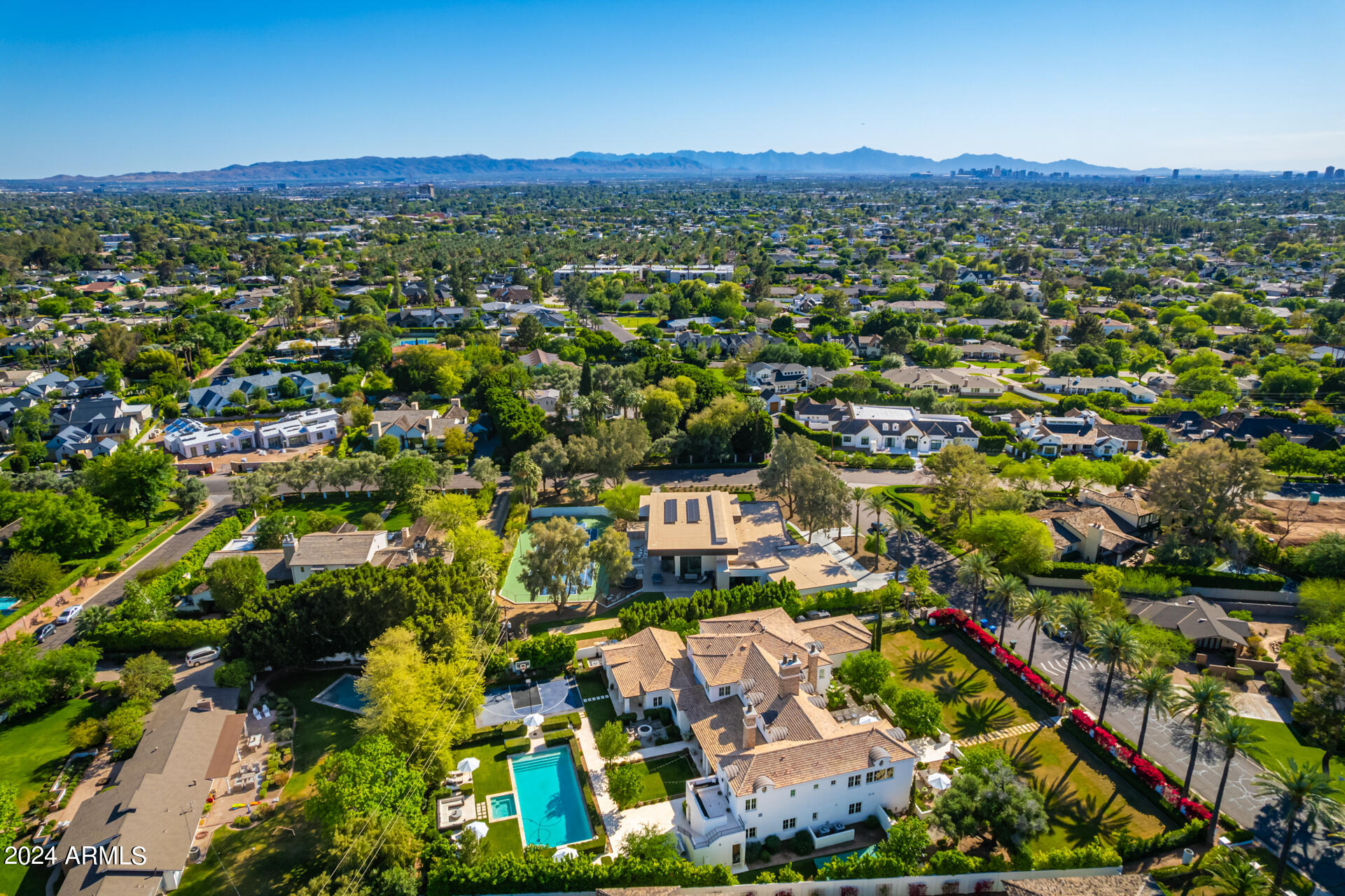 GREEN GATE - Residential
