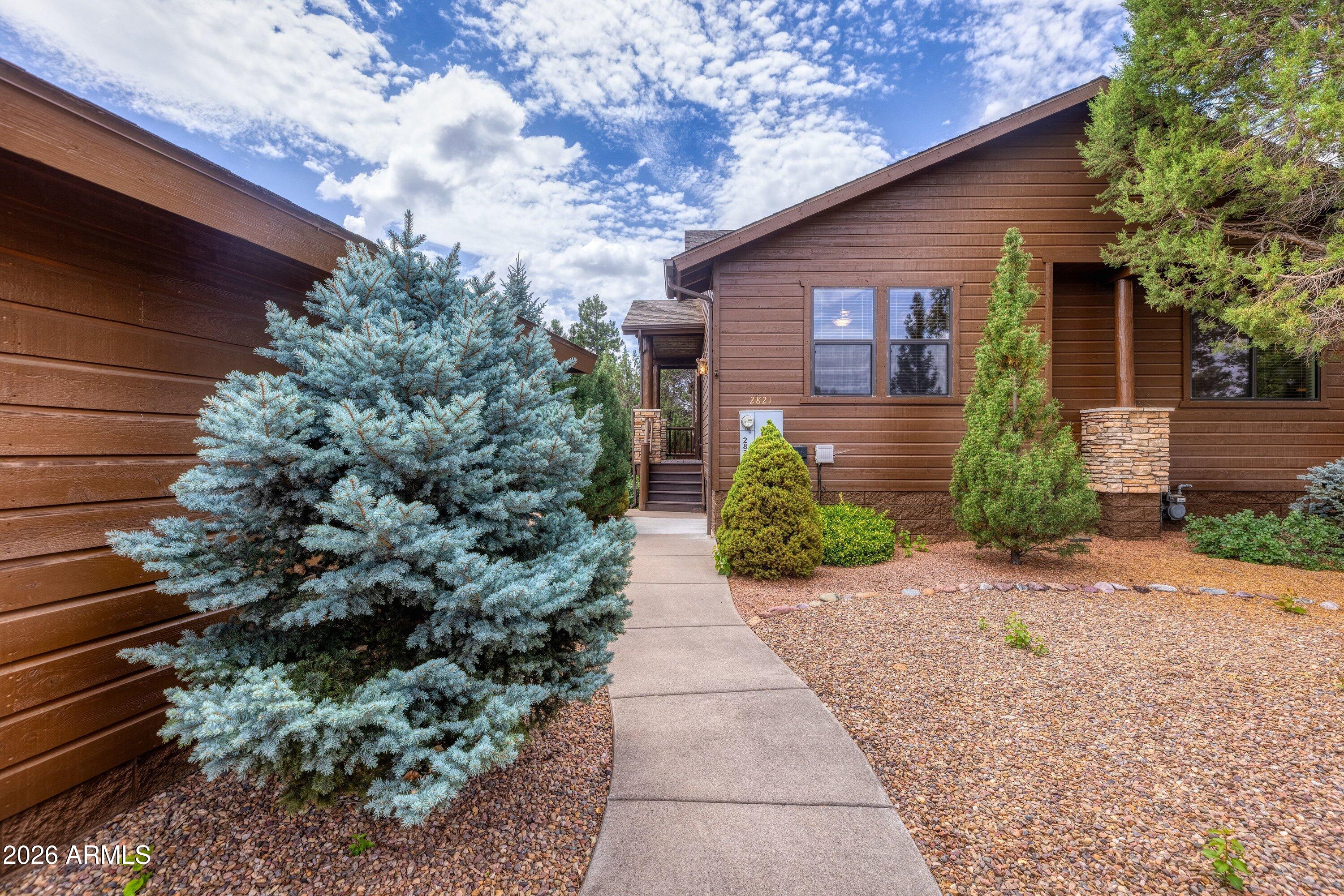 THE RETREAT VILLAS AT BISON CROSSING - Residential
