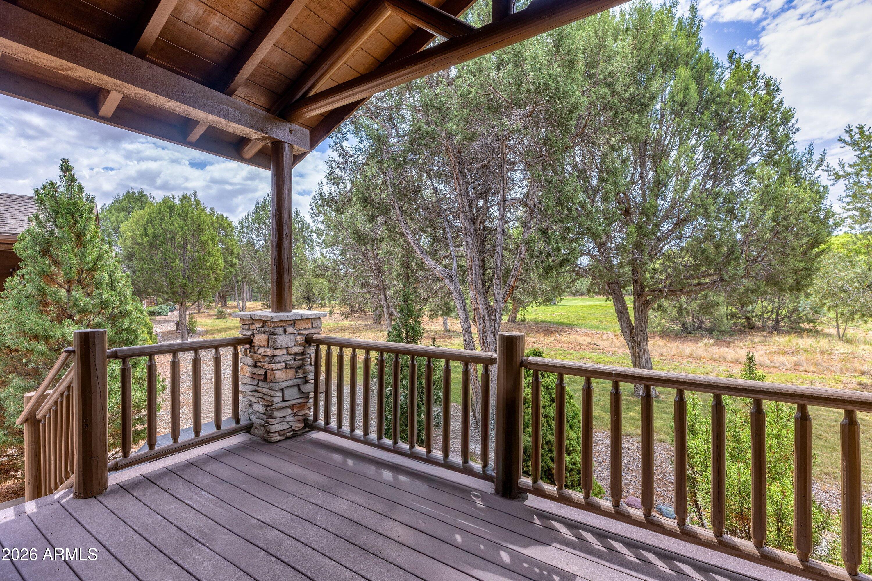 THE RETREAT VILLAS AT BISON CROSSING - Residential