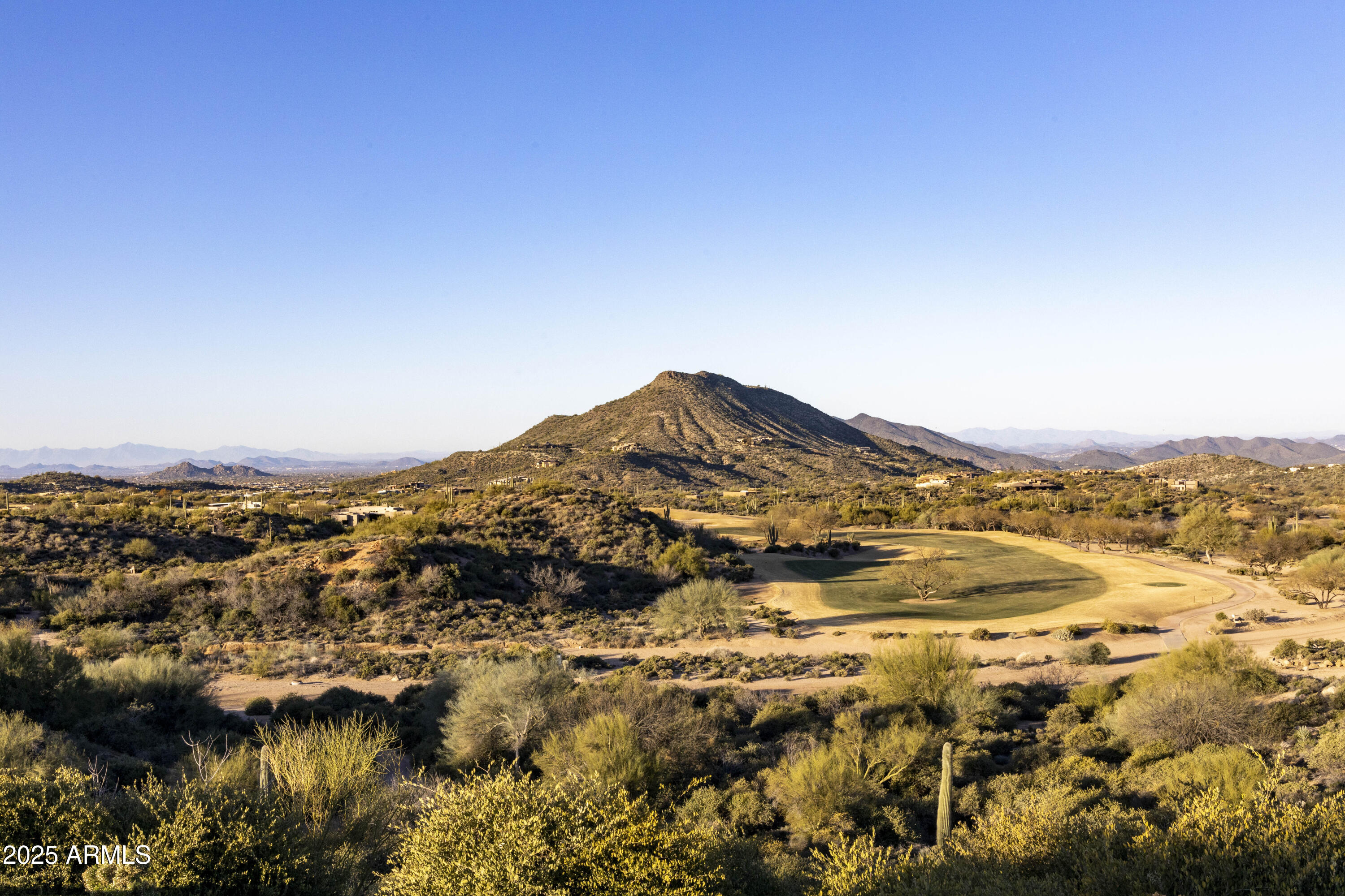 DESERT MOUNTAIN - Land
