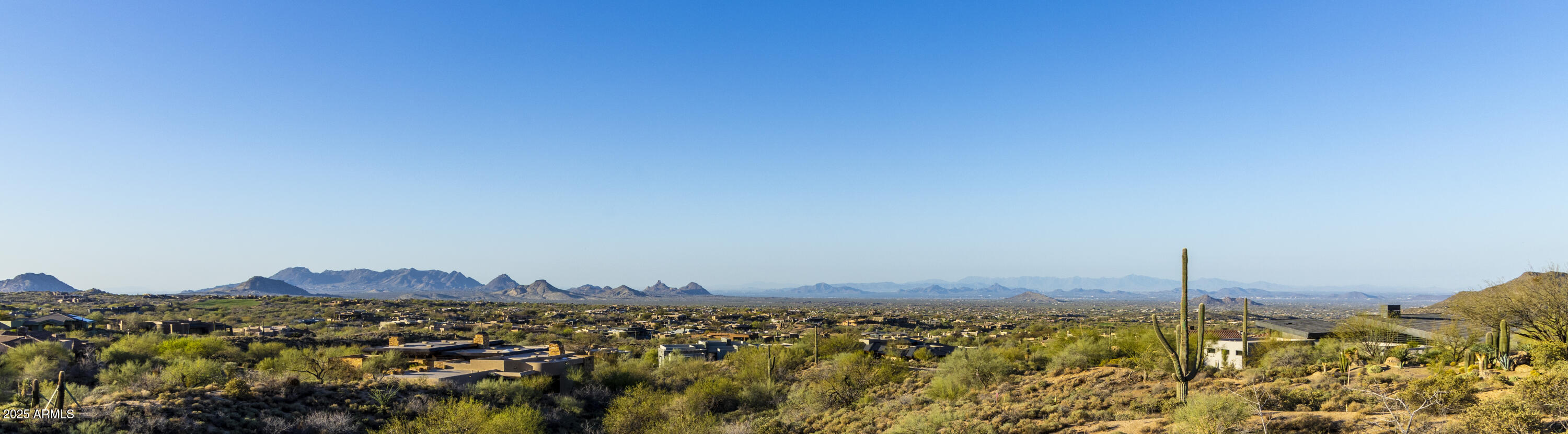 DESERT MOUNTAIN - Land