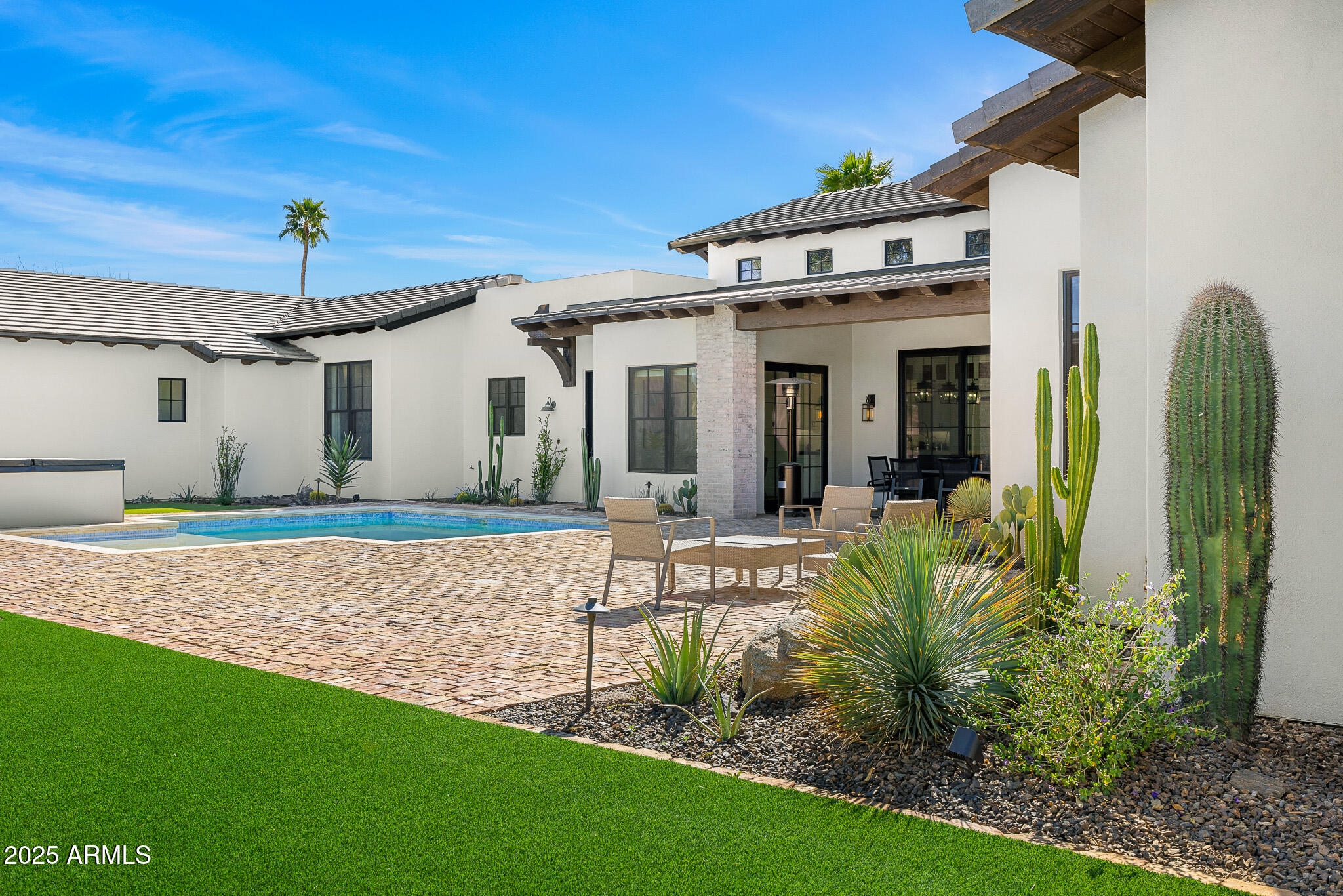STONERIDGE ESTATES - Residential