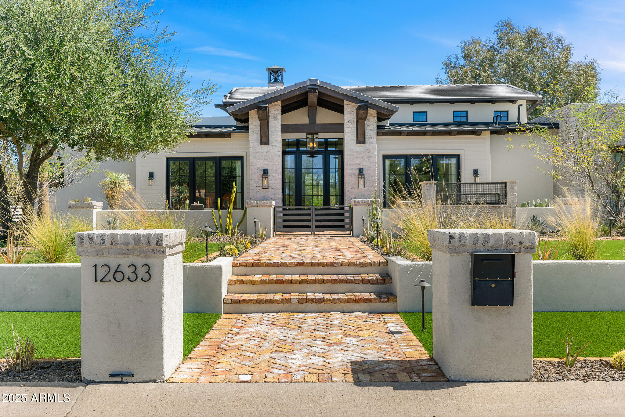 STONERIDGE ESTATES - Residential
