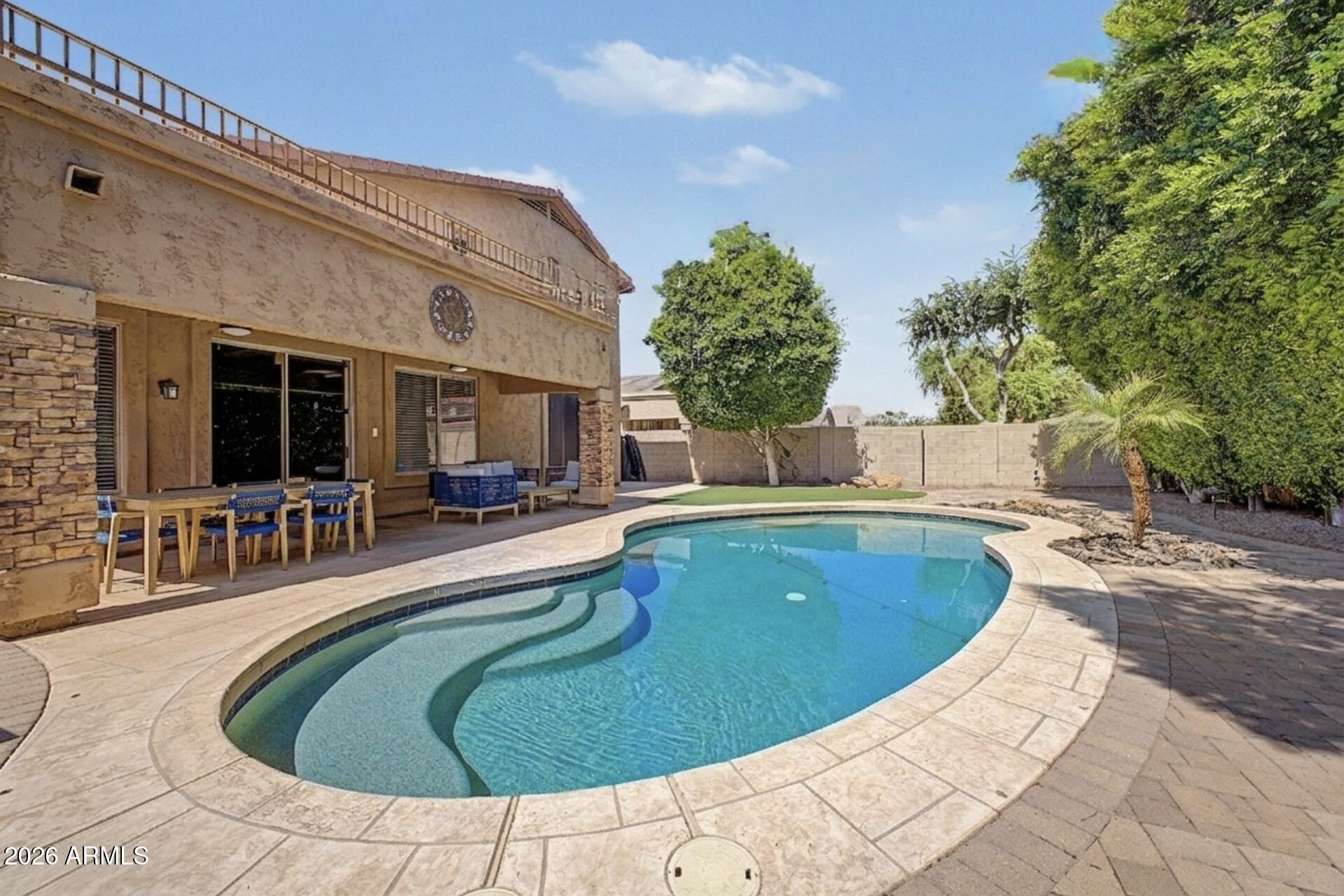 HIGHLAND POINT - Residential