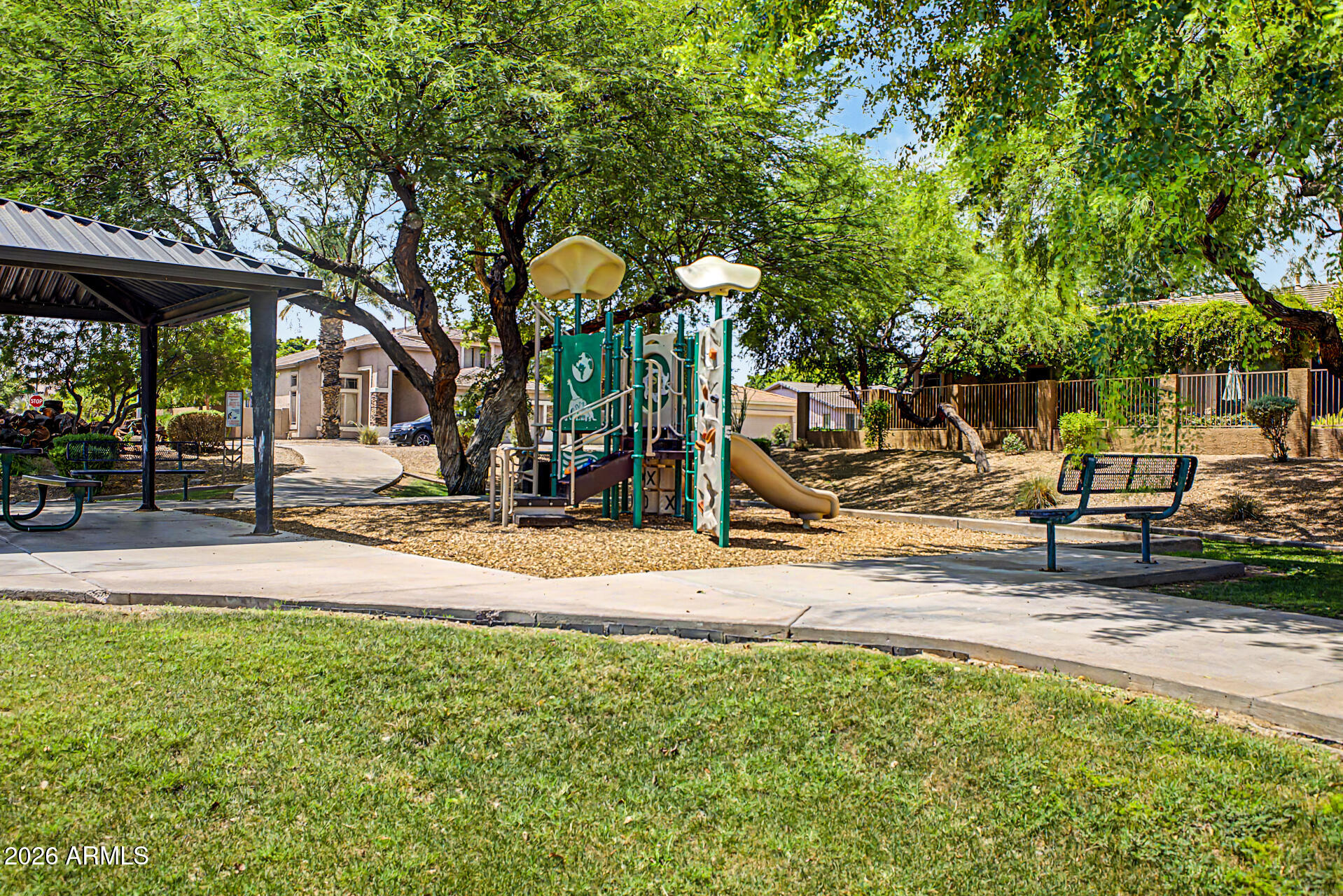 HIGHLAND POINT - Residential
