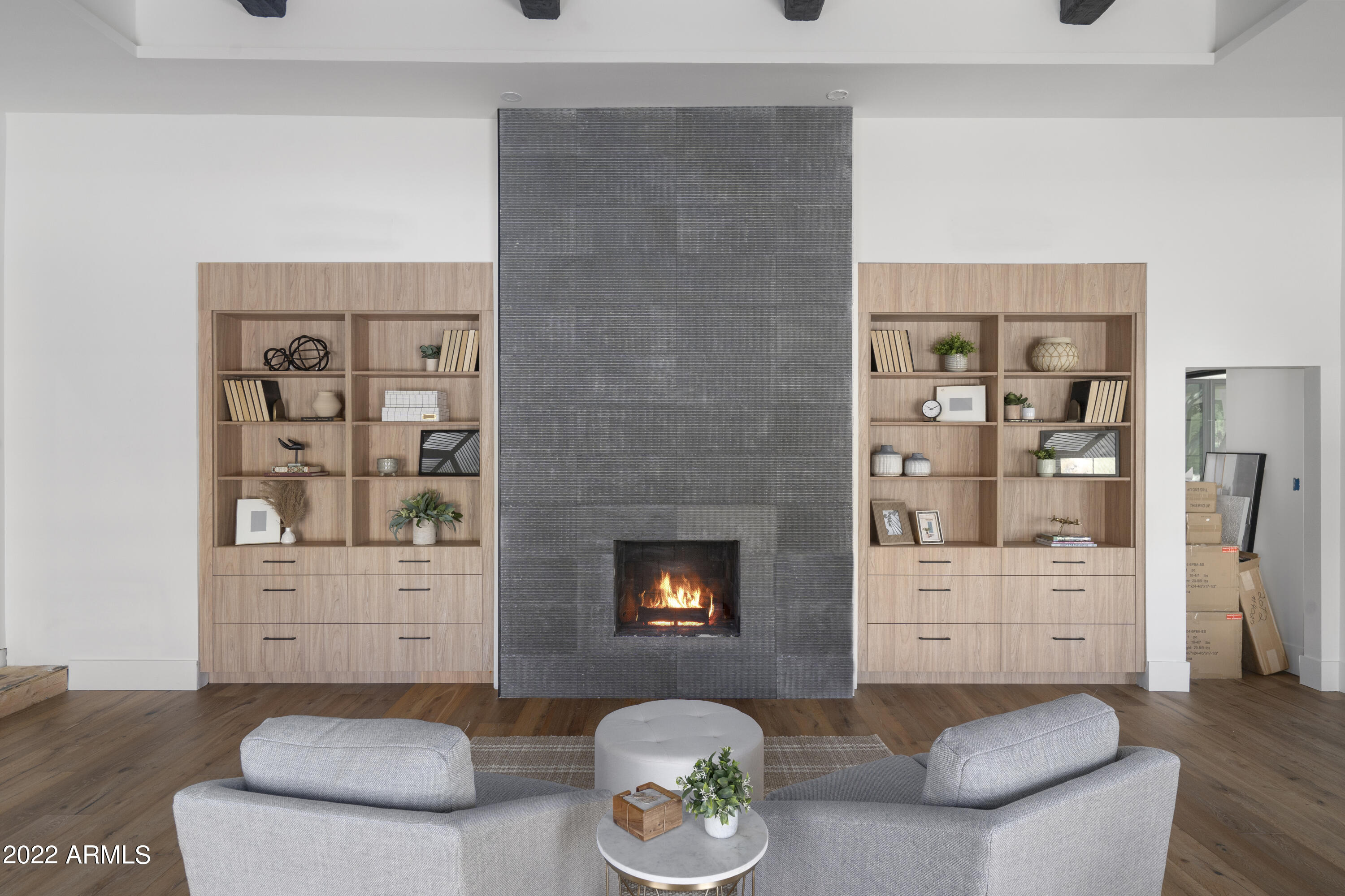 LA COLINA LOT 18 & TRACT A REPLAT LT 19 & TR A - Residential