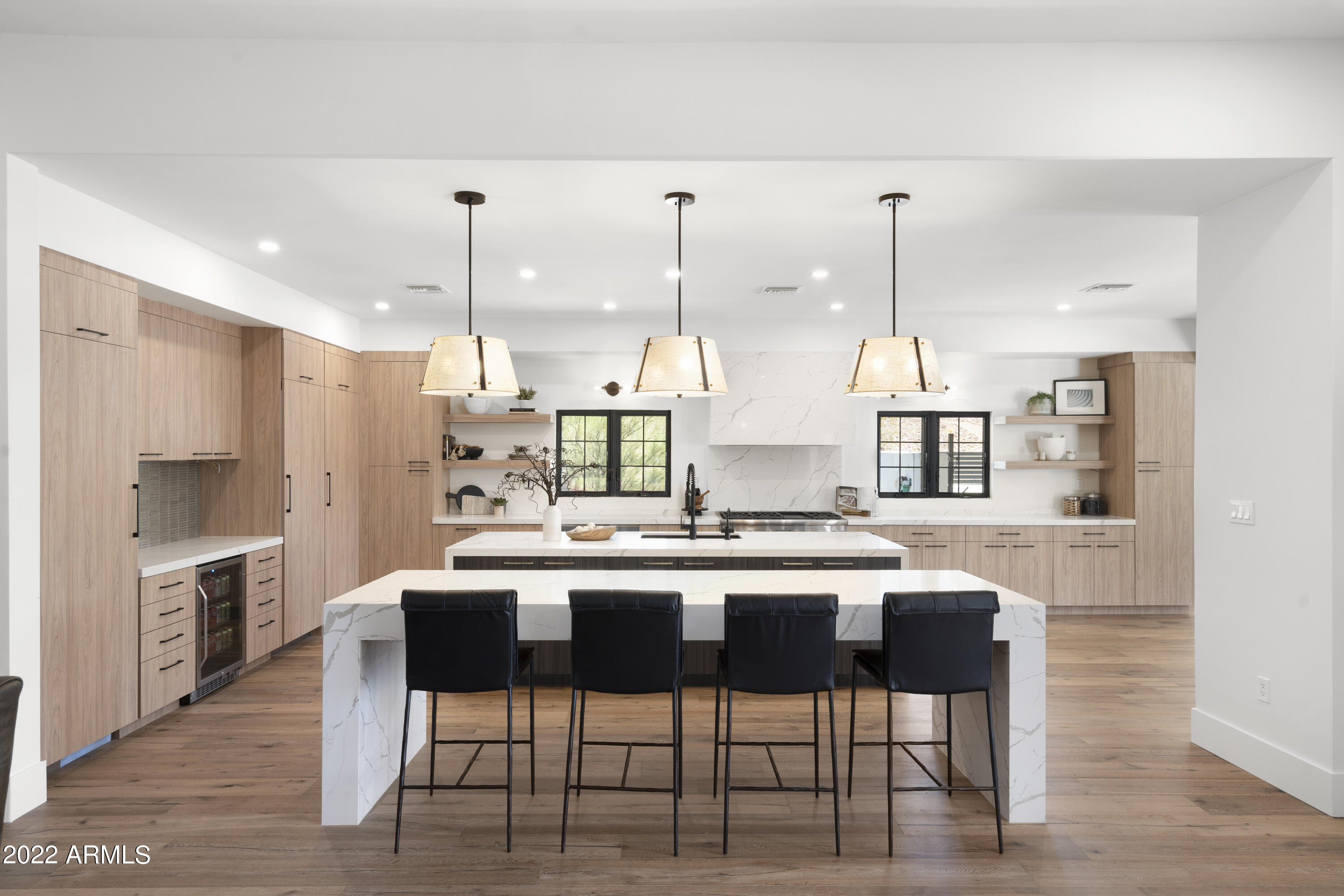 LA COLINA LOT 18 & TRACT A REPLAT LT 19 & TR A - Residential