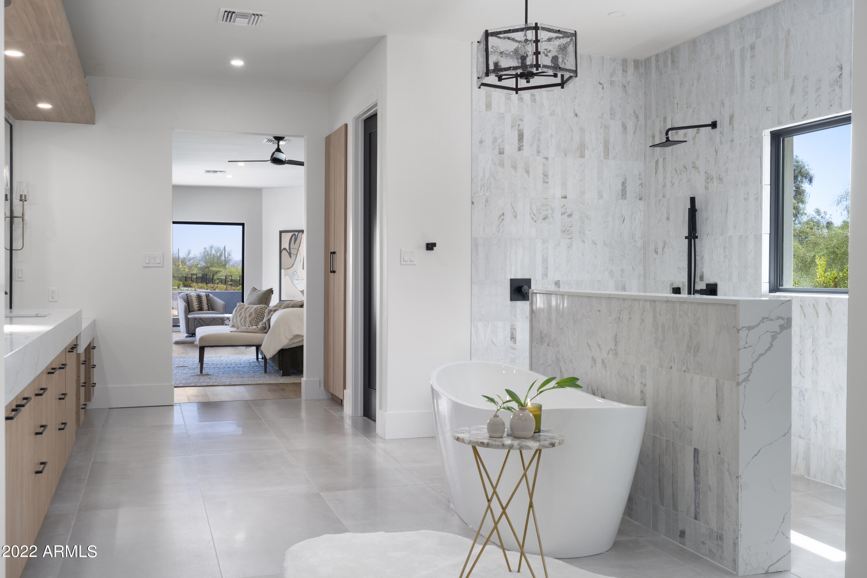 LA COLINA LOT 18 & TRACT A REPLAT LT 19 & TR A - Residential