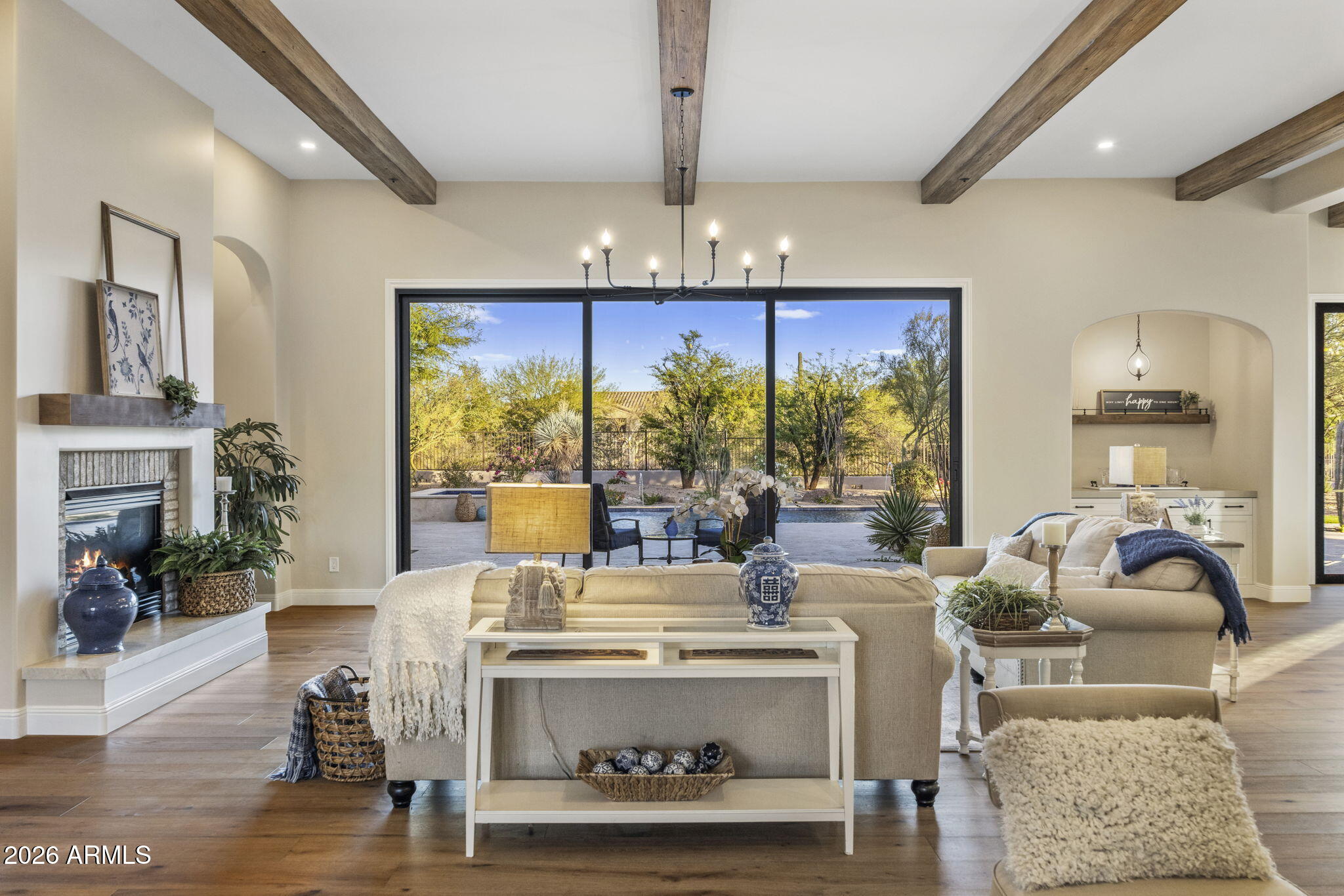 SAGUARO HIGHLANDS - Residential
