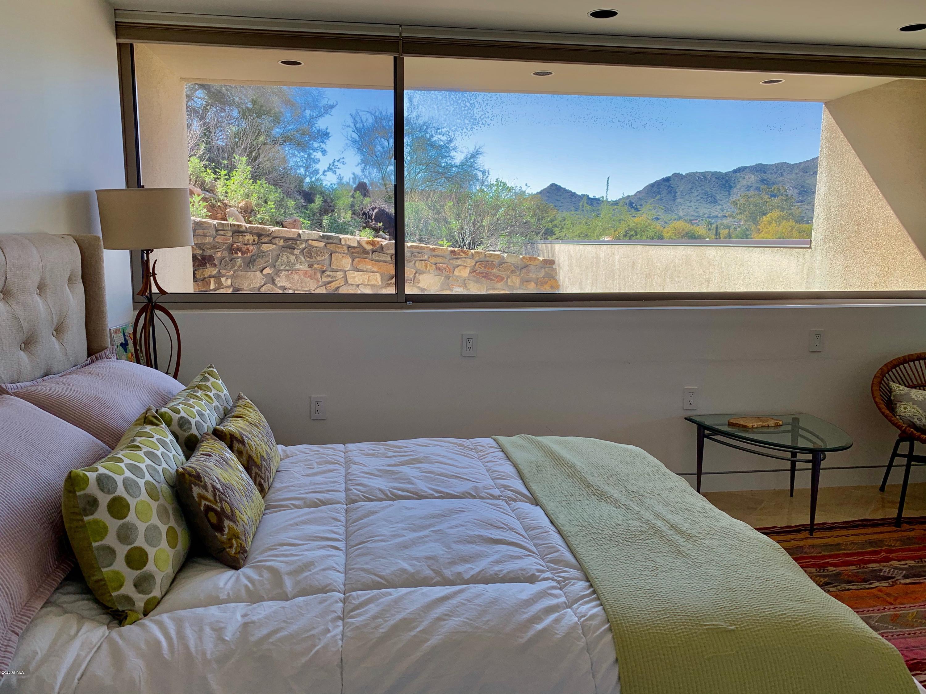 TURQUOISE HILLS - Residential
