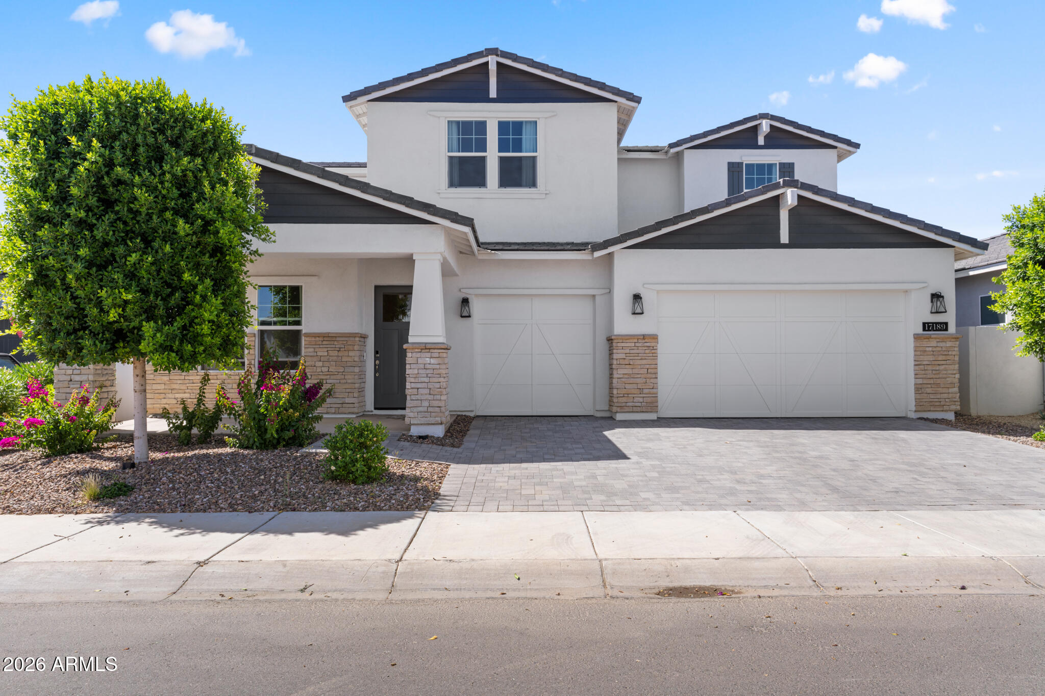 STERLING GROVE - Residential