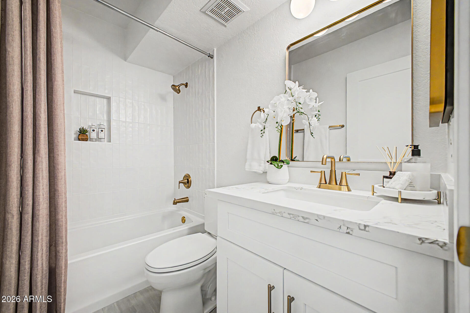 WORTHINGTON PLACE CONDOS UINIT 101-148 201-248 - Residential