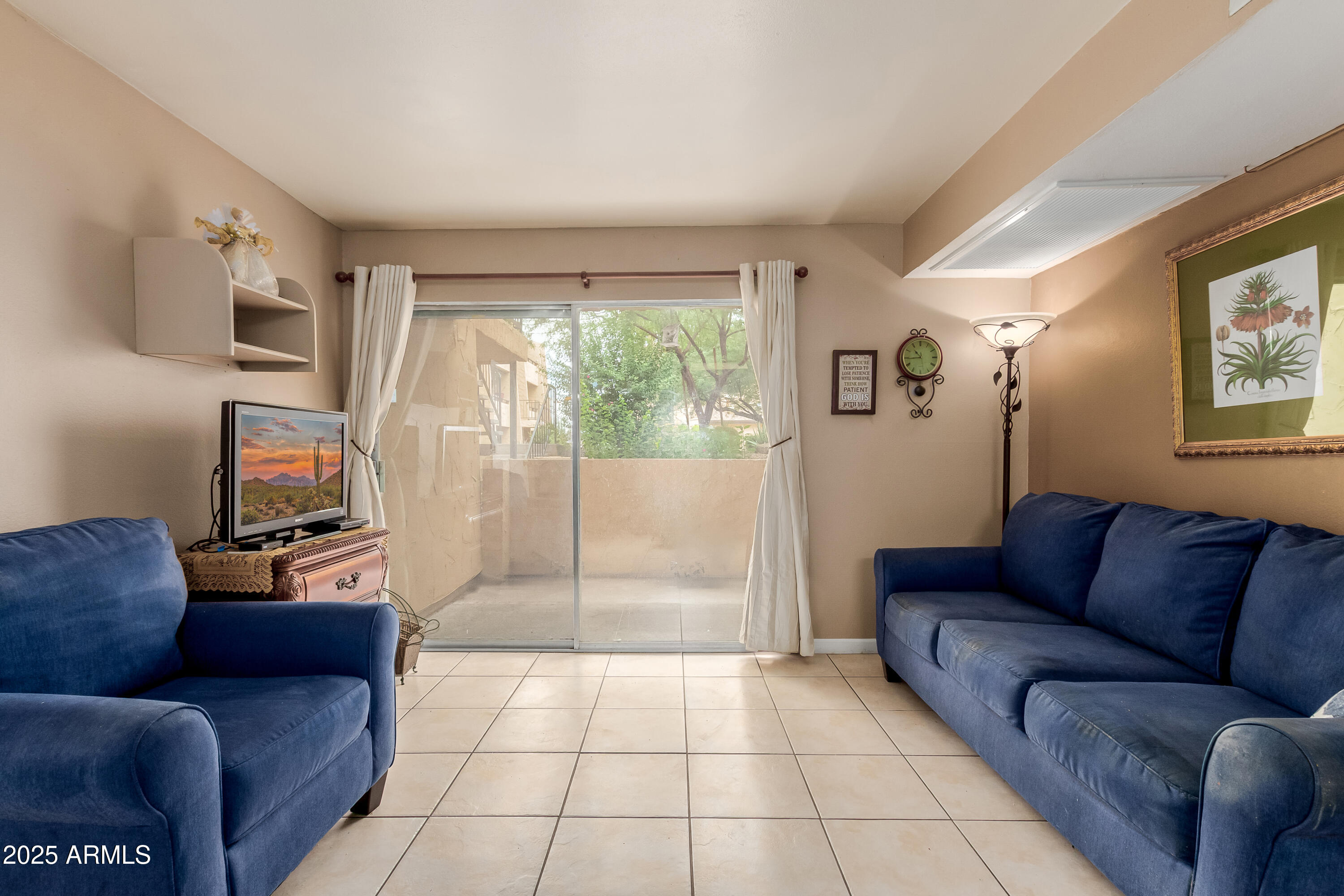 WOODLAND SPRINGS - Residential