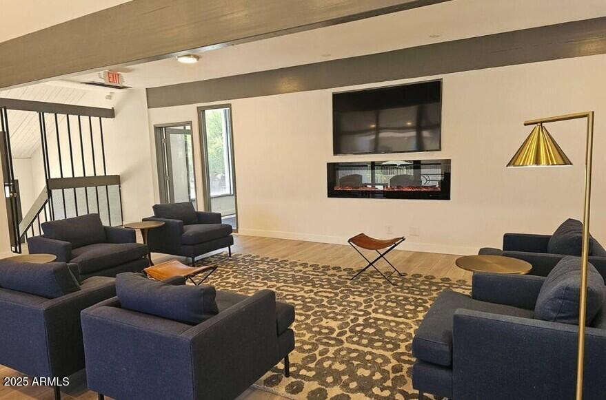 WOODLAND SPRINGS - Residential