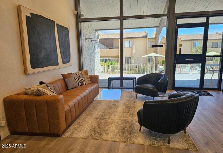 WOODLAND SPRINGS - Residential