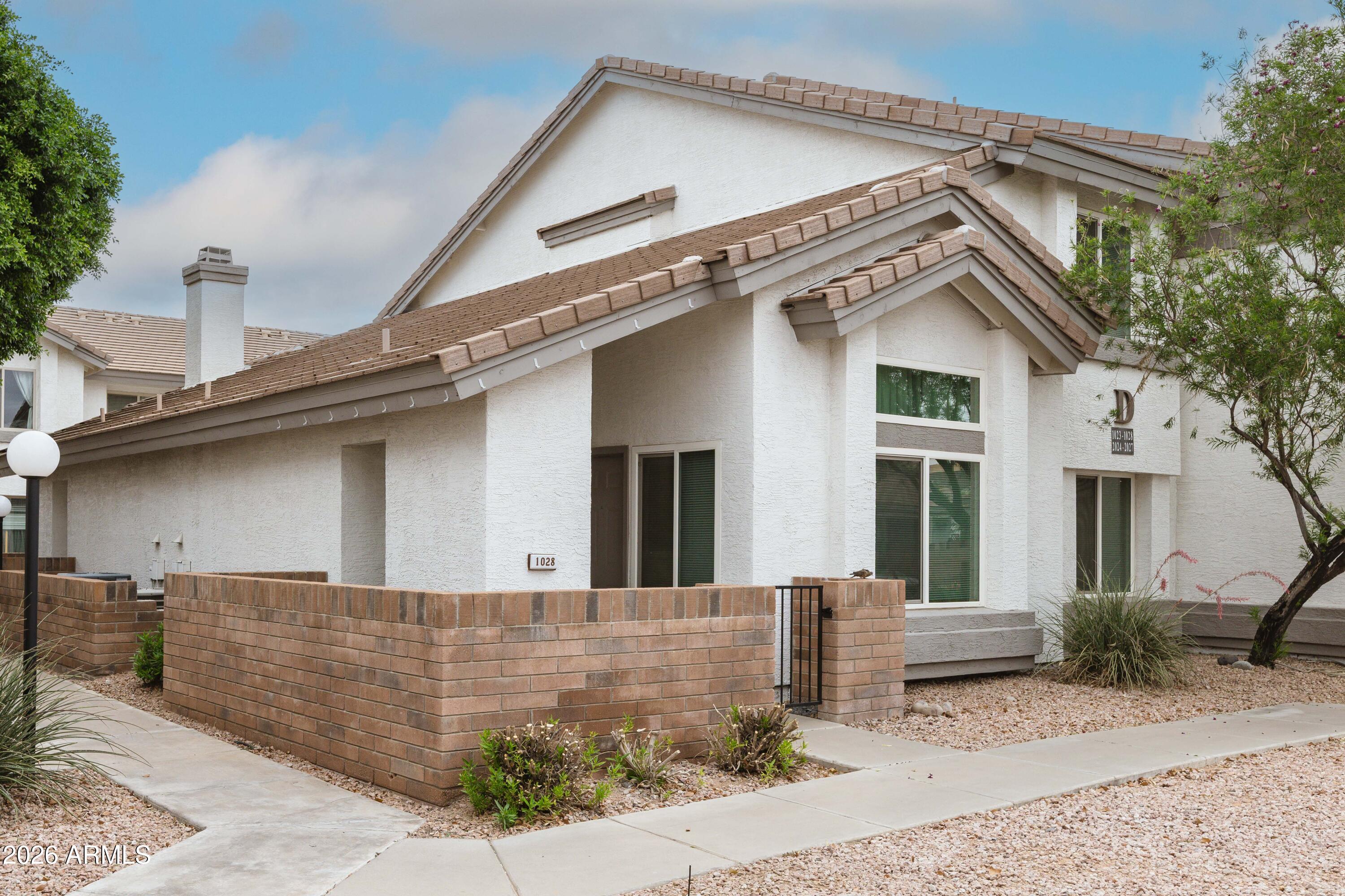 COLLEGE PARK WOODS CONDOMINIUMS - Residential