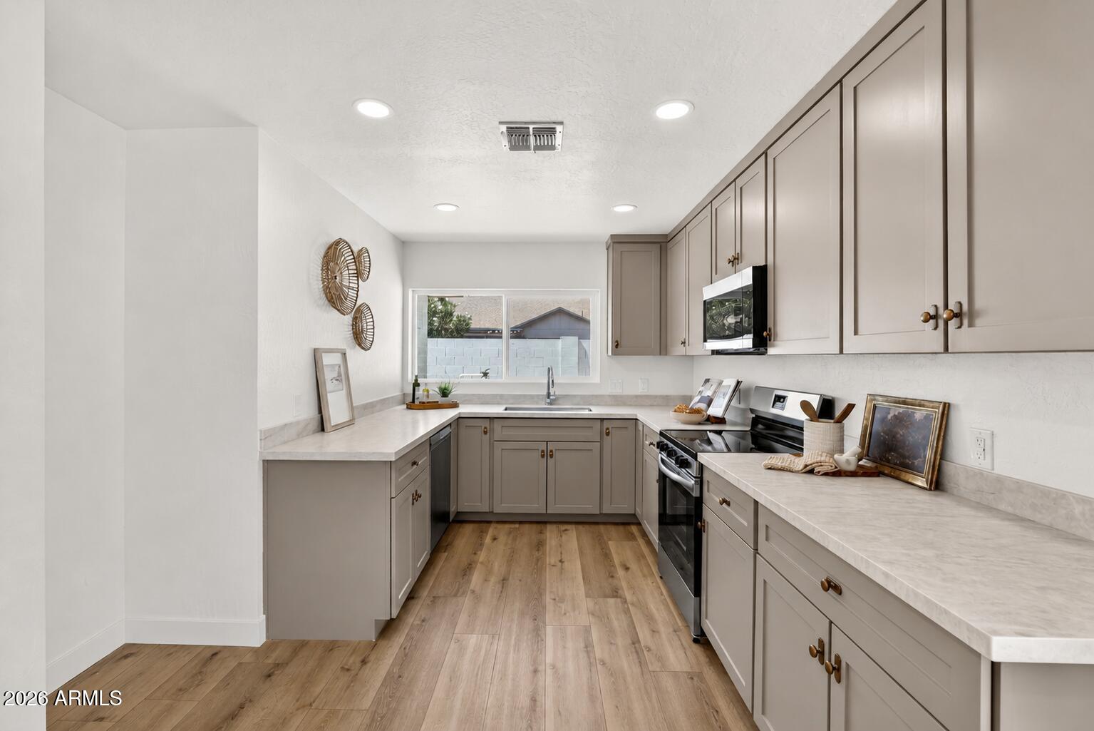 SUMMER PLACE PHASE 1 - Residential